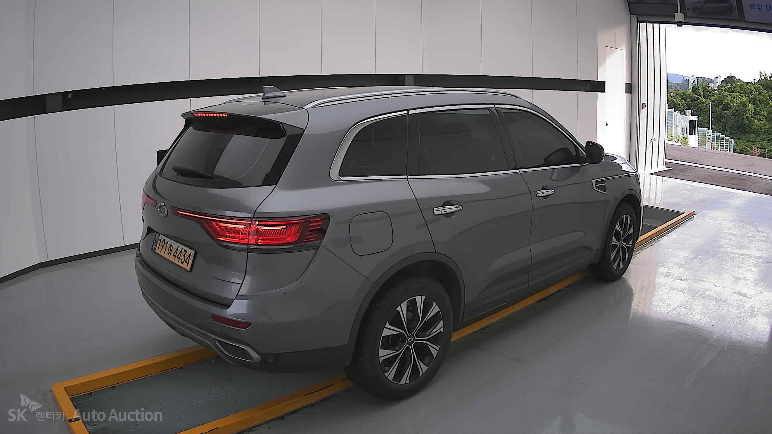 Renault Samsung Qm6 2023 — صورة 9