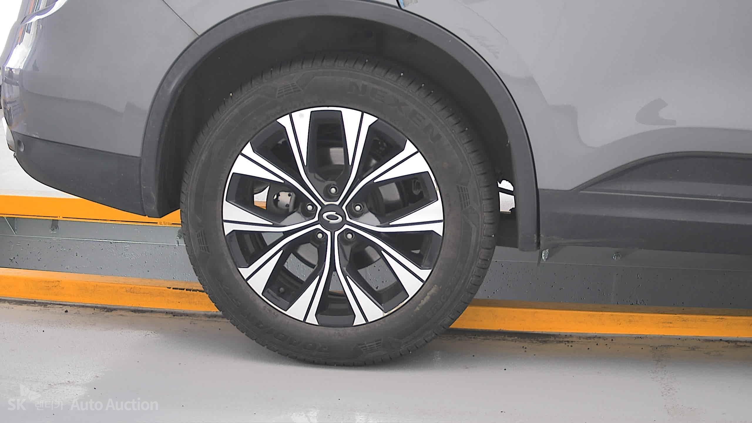 Renault Samsung Qm6 2023 — صورة 19