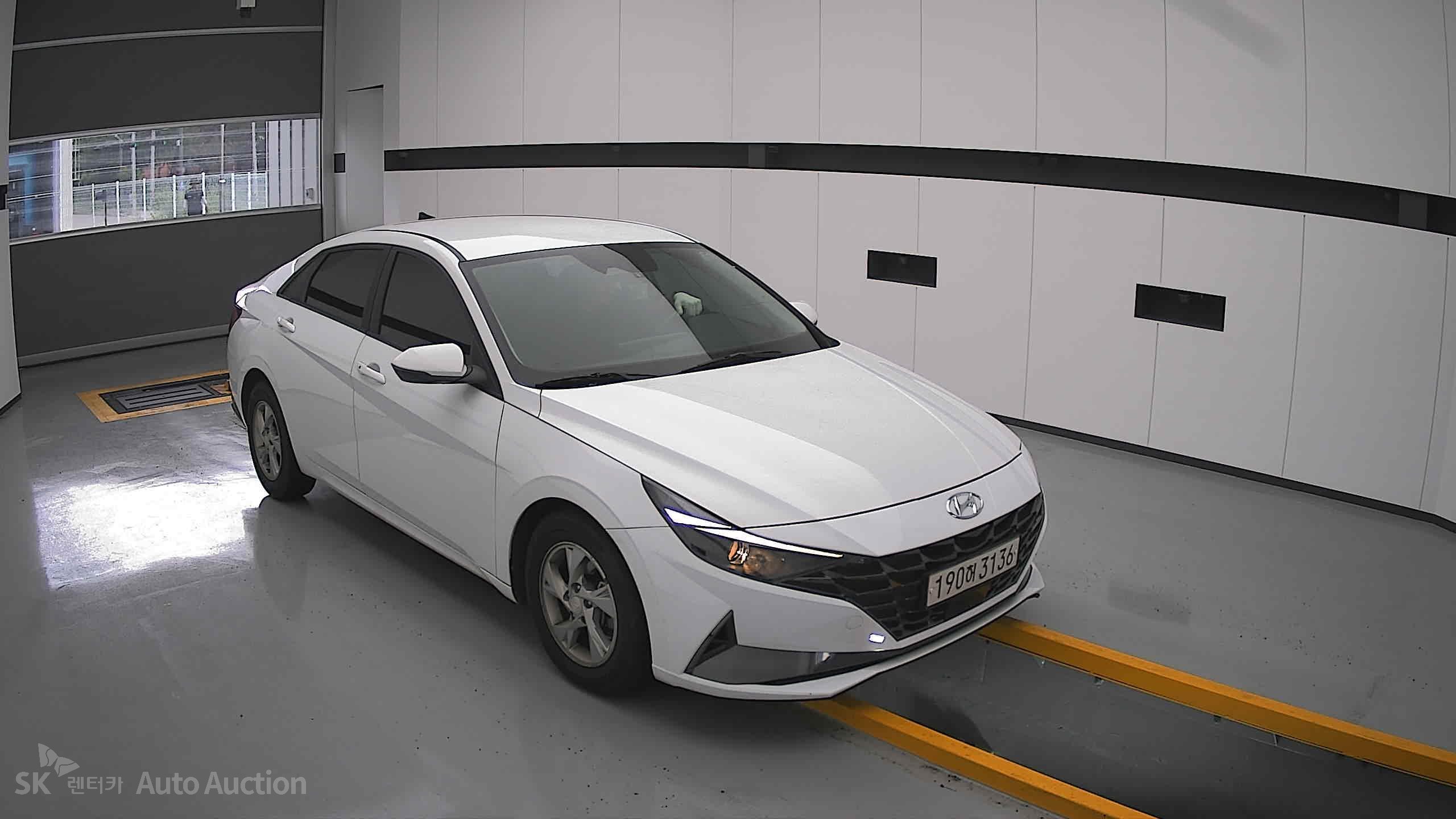 2022 - hyundai avante