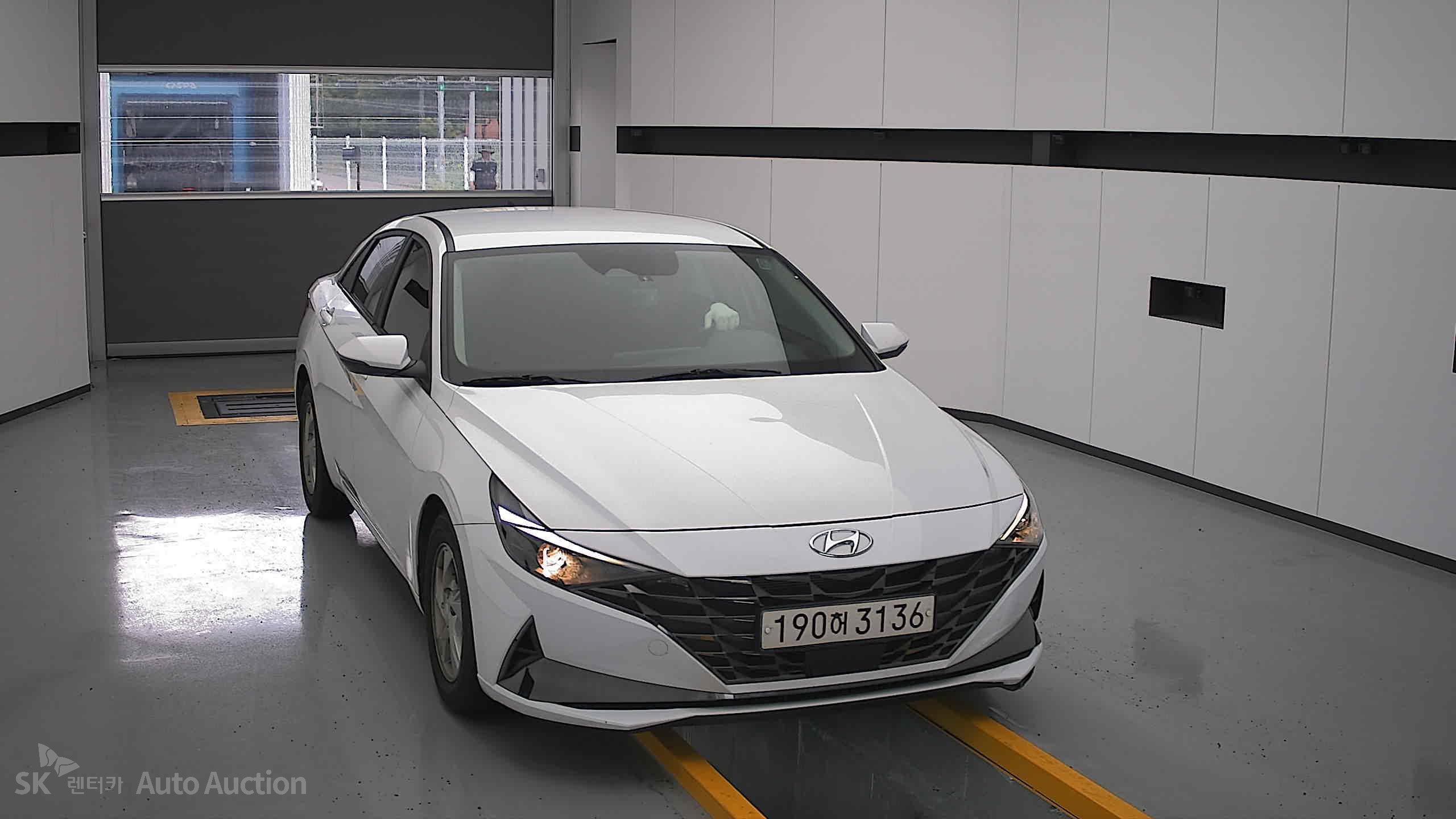 2022 - hyundai avante