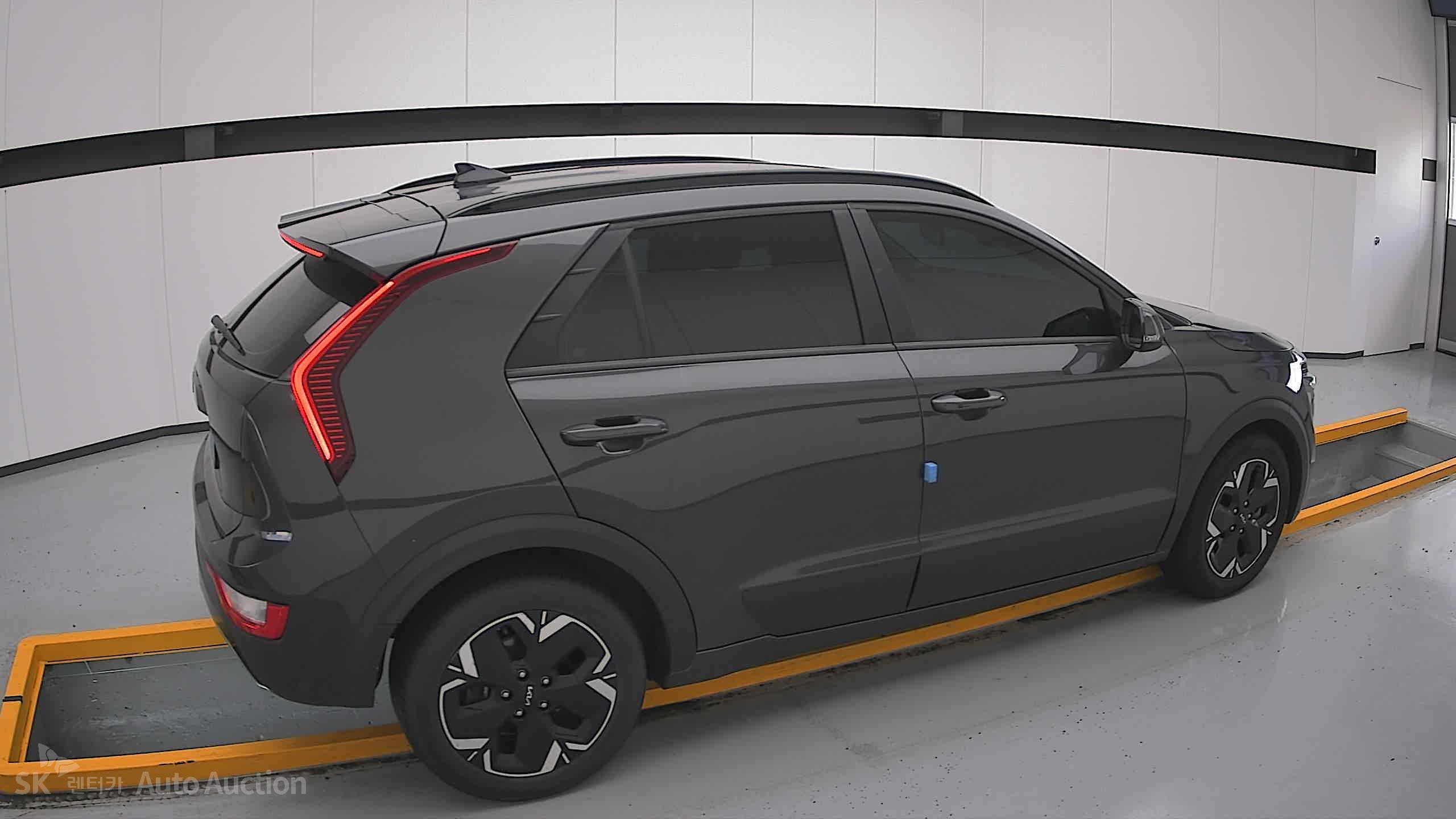 كيا Niro Ev 2023 — صورة 18