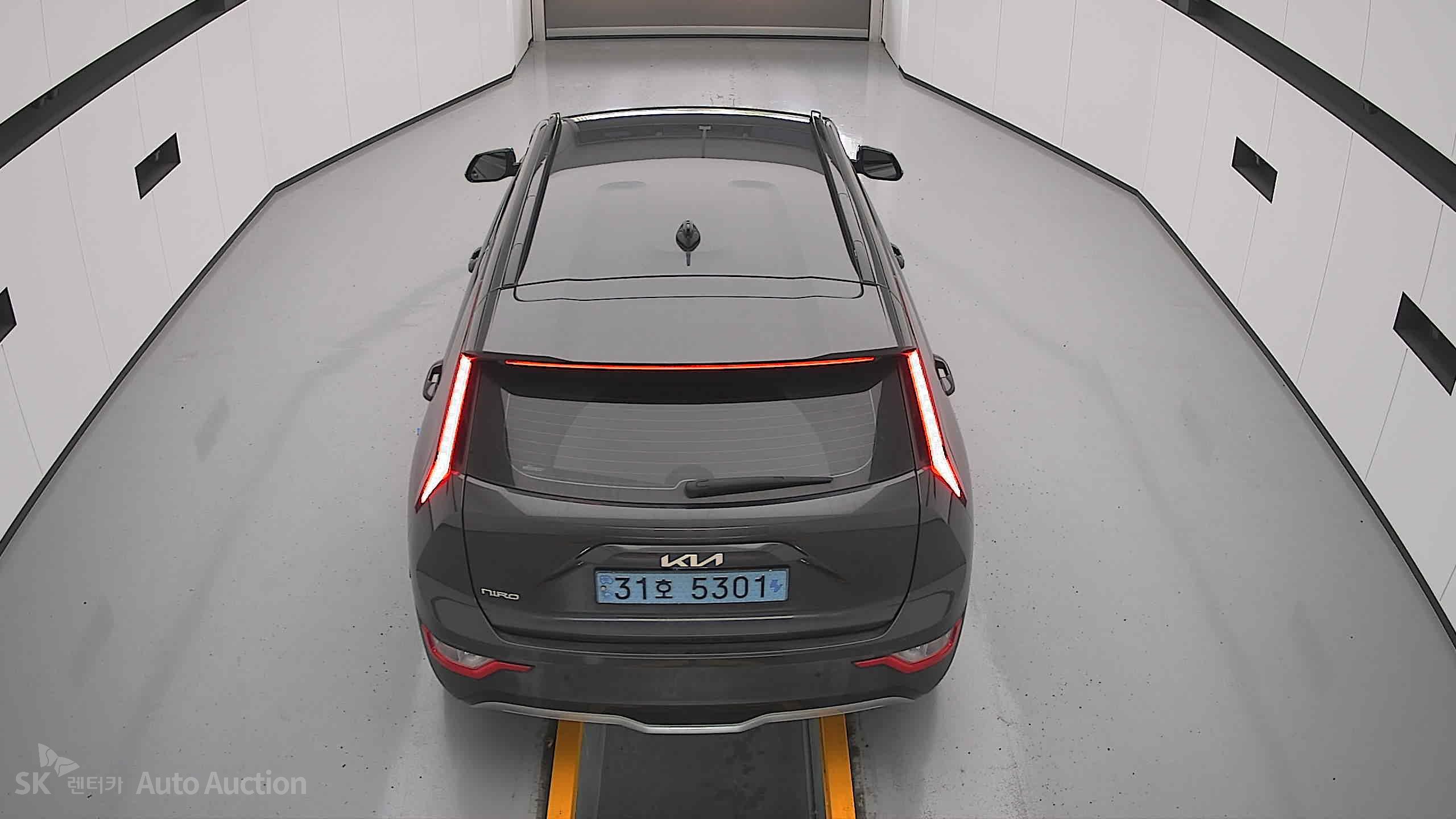 كيا Niro Ev 2023 — صورة 23