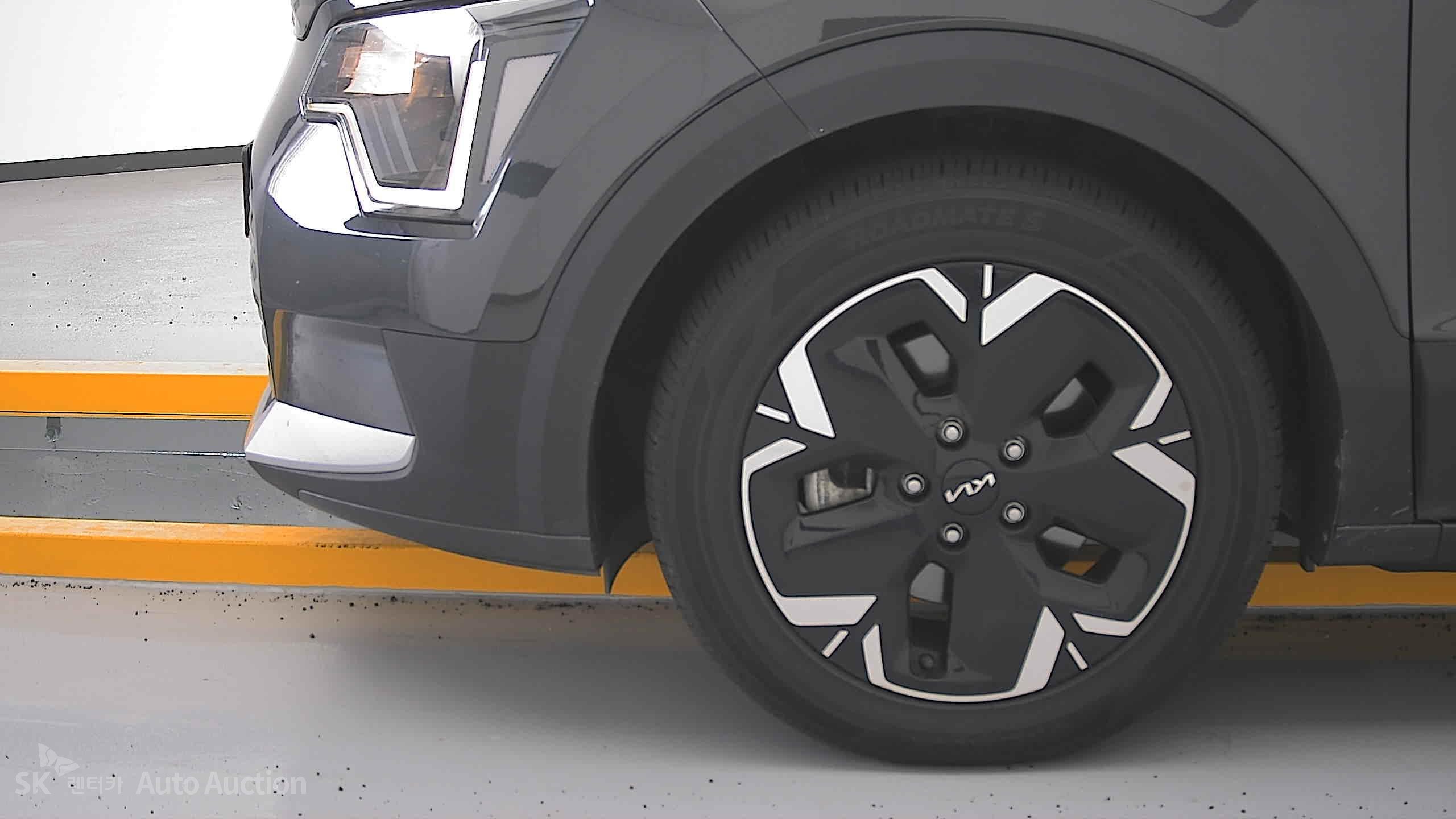كيا Niro Ev 2023 — صورة 25