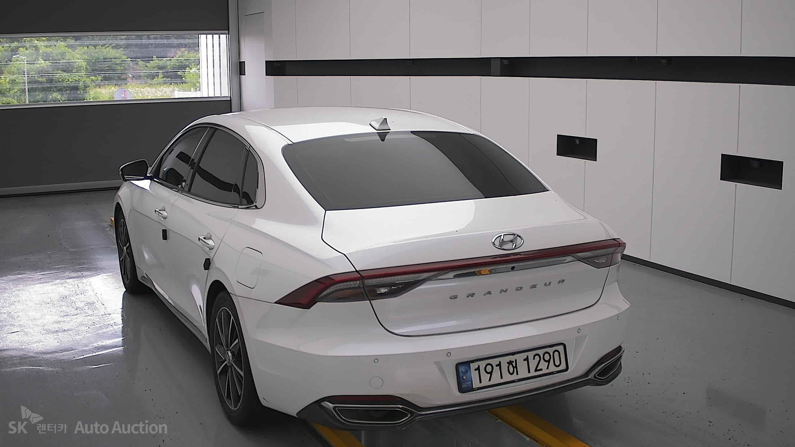 2022 - hyundai grandeur