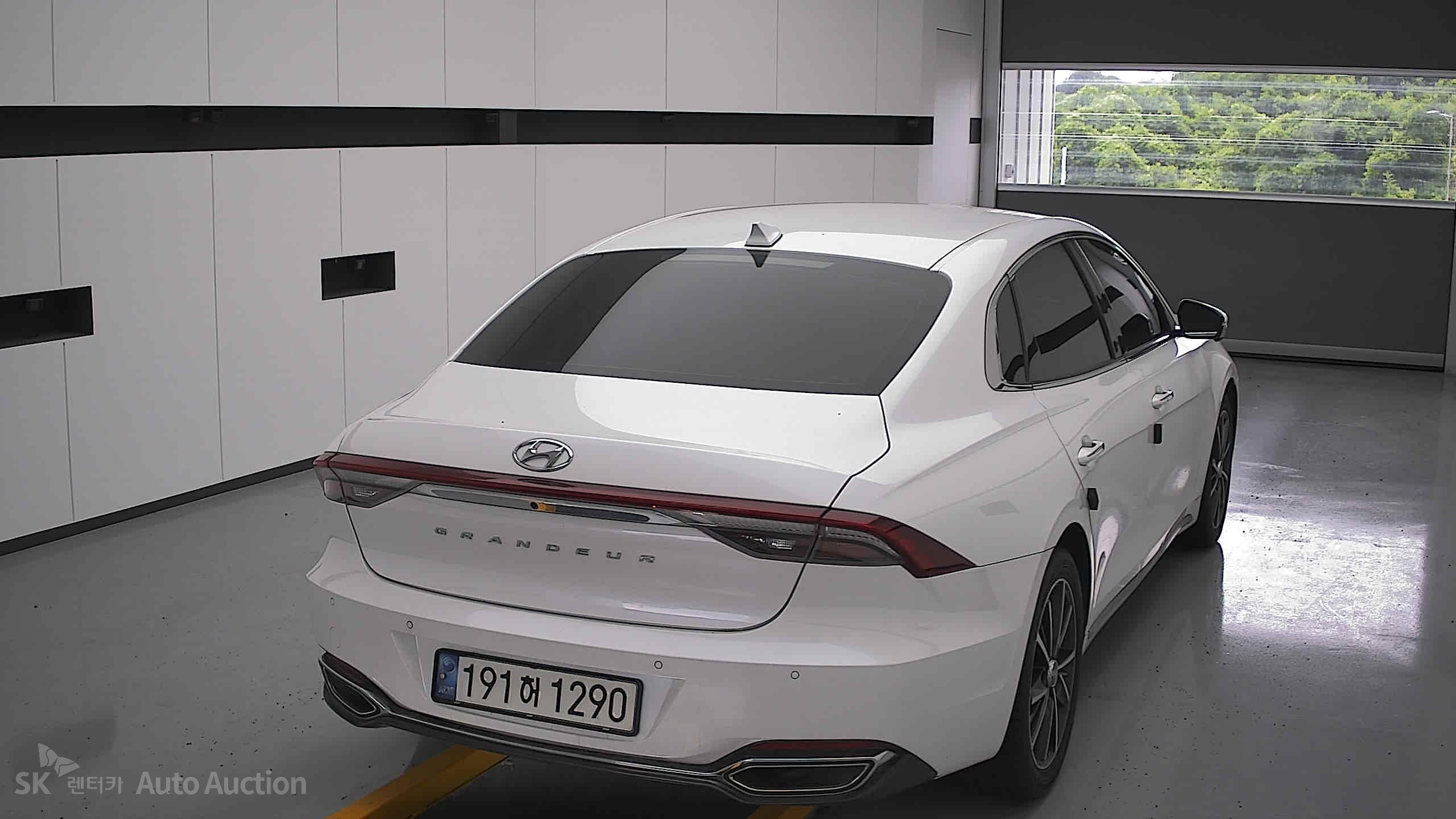 2022 - hyundai grandeur