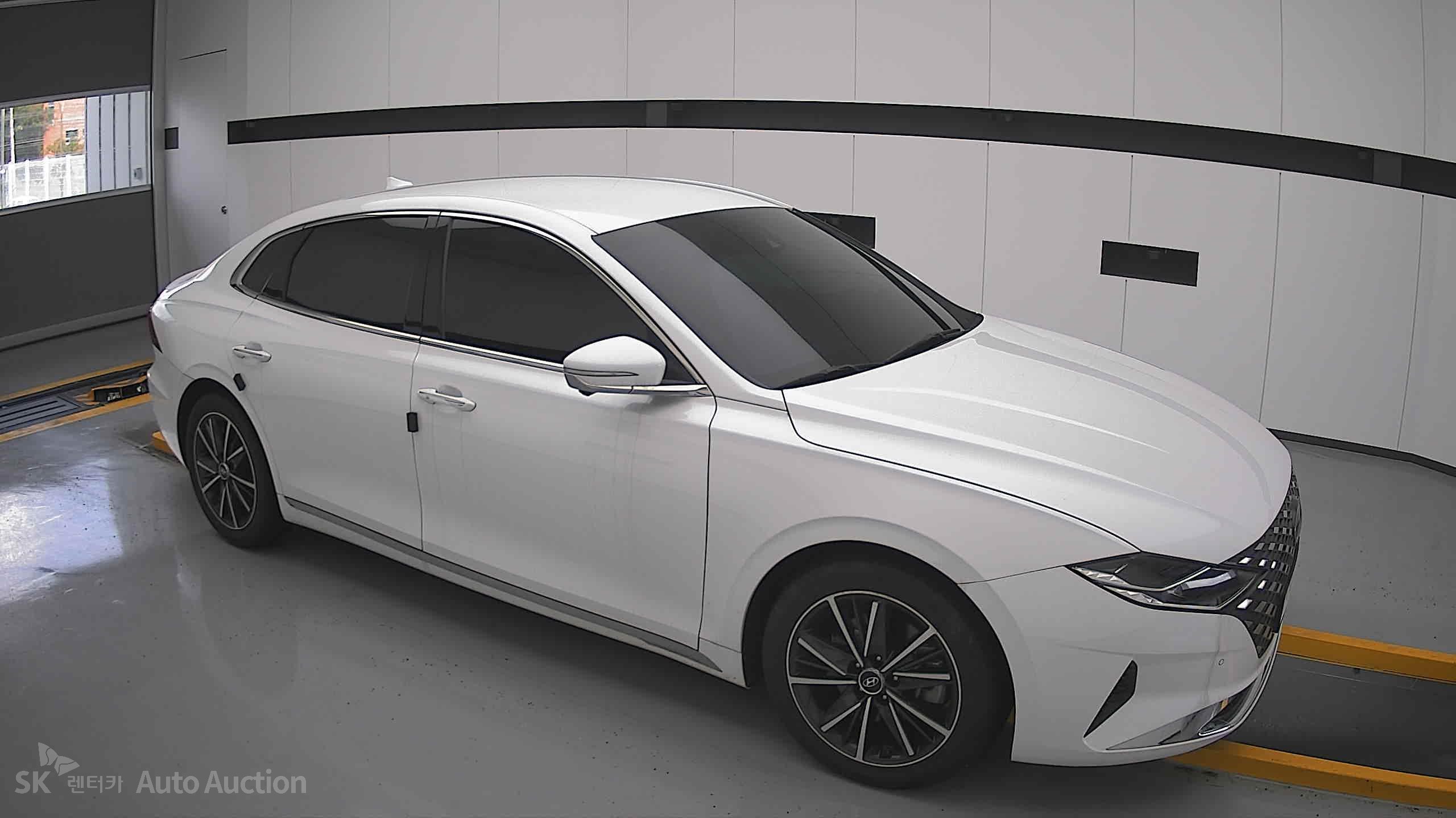 2022 - hyundai grandeur