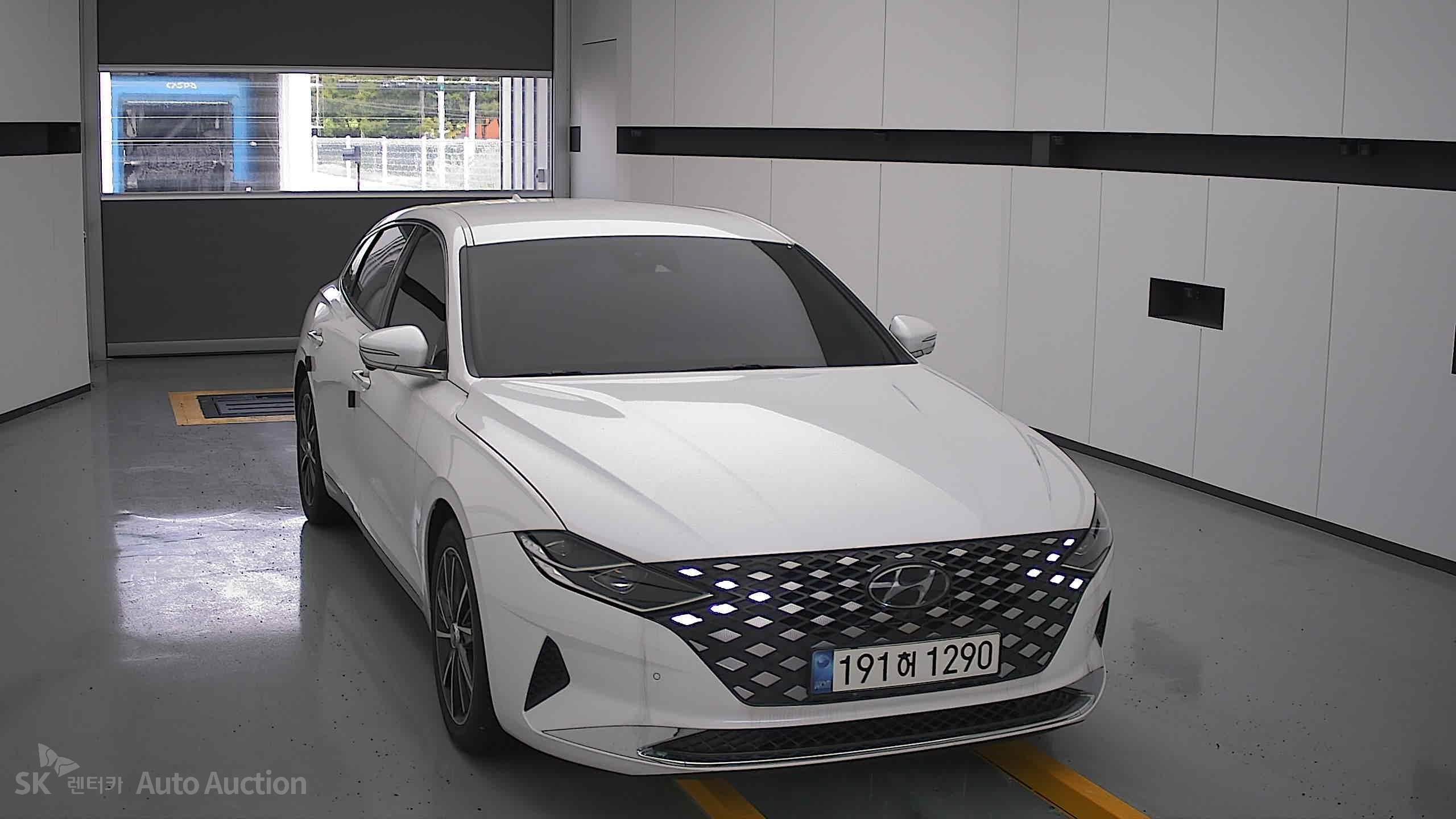 2022 - hyundai grandeur