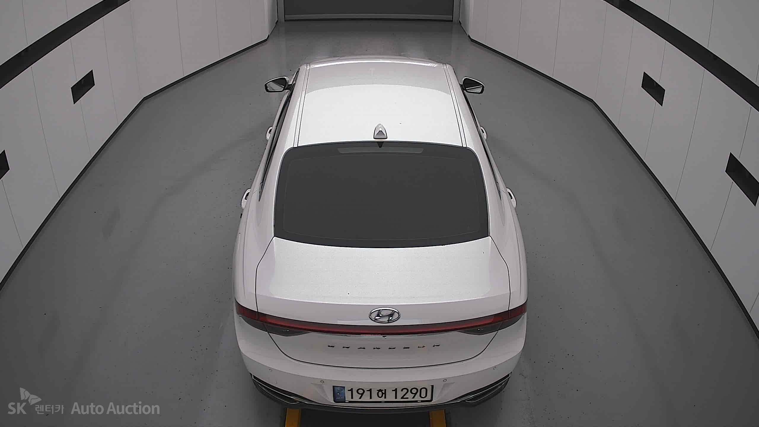 2022 - hyundai grandeur