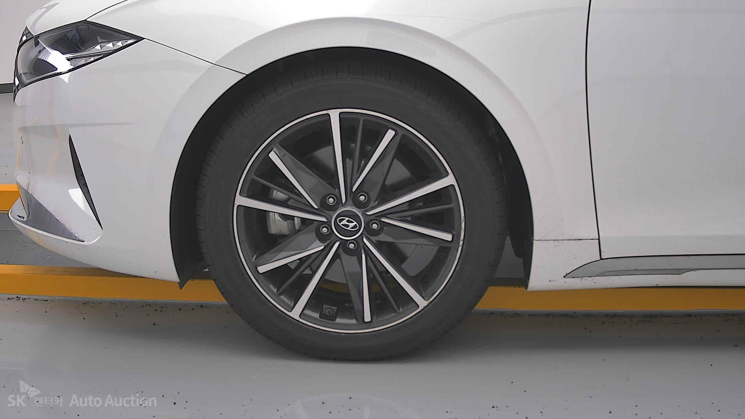 2022 - hyundai grandeur