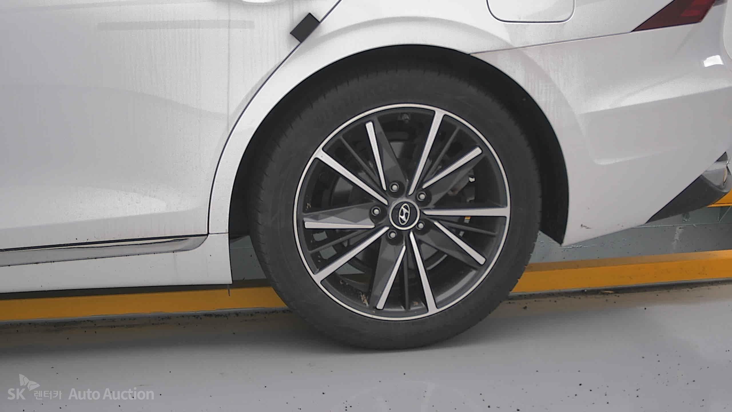 2022 - hyundai grandeur