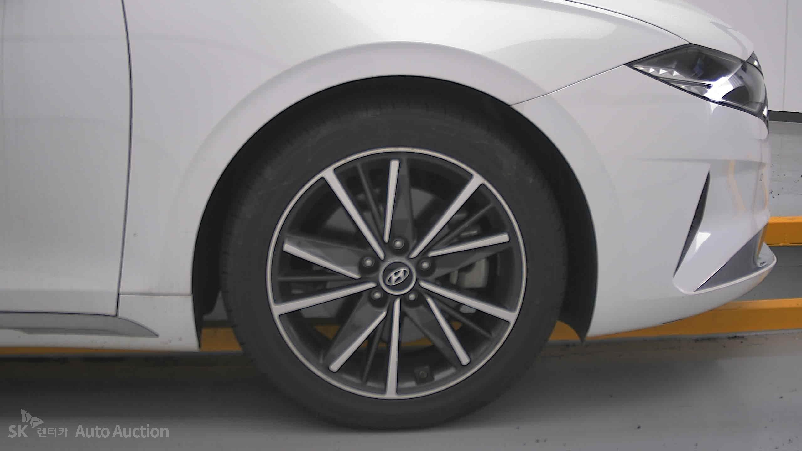 2022 - hyundai grandeur