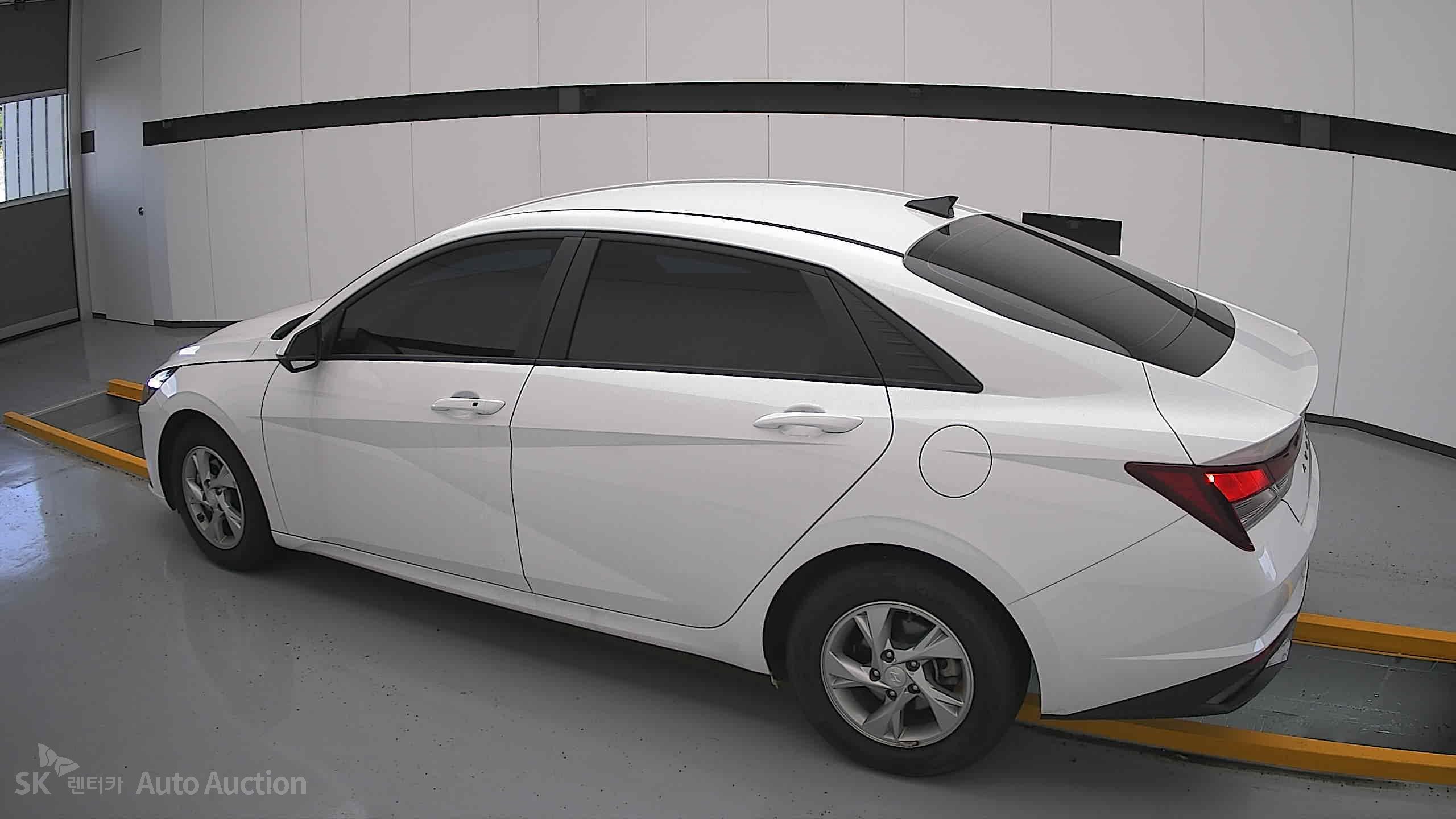 2023 - hyundai avante