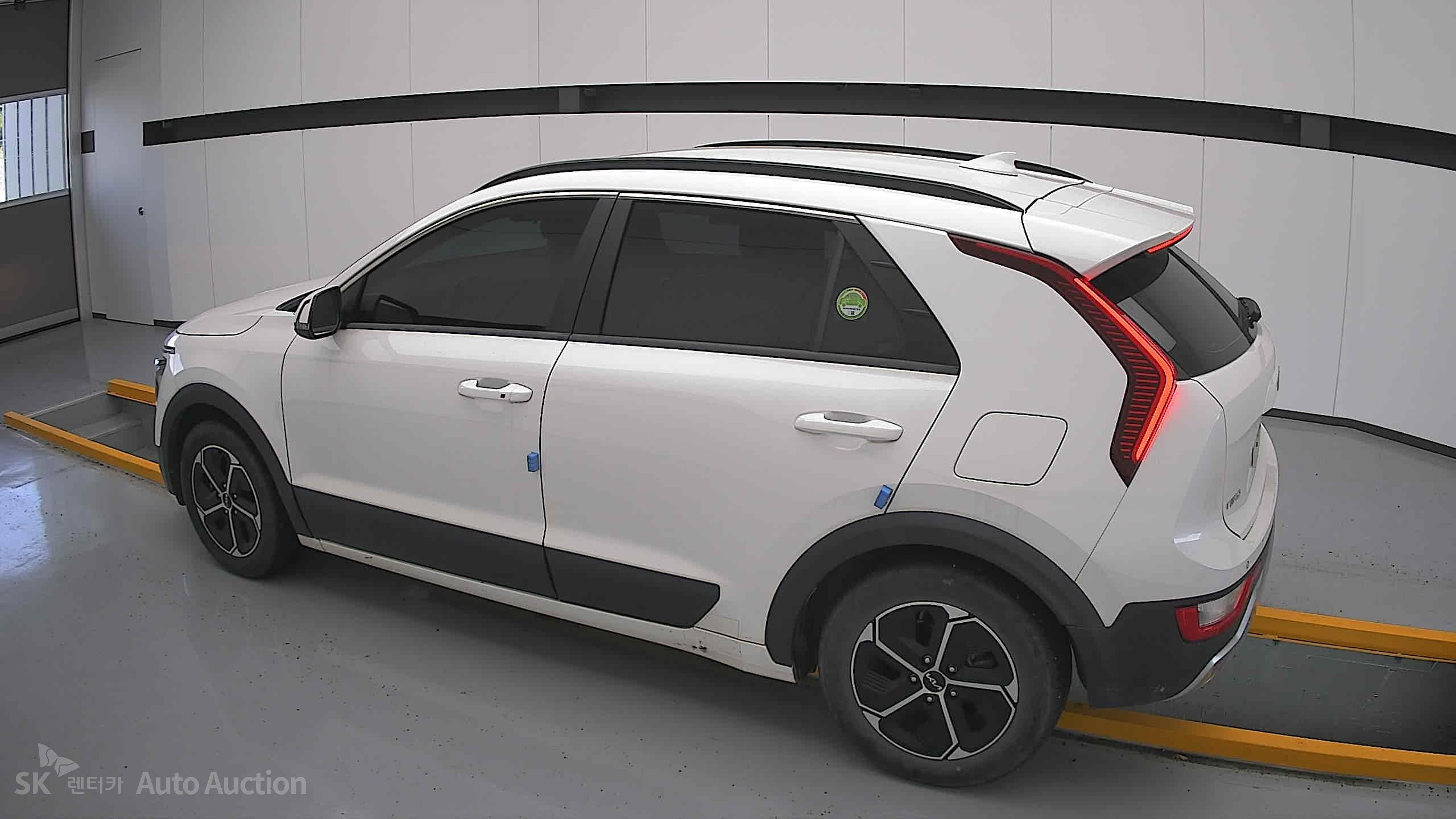 2022 - kia all-new niro