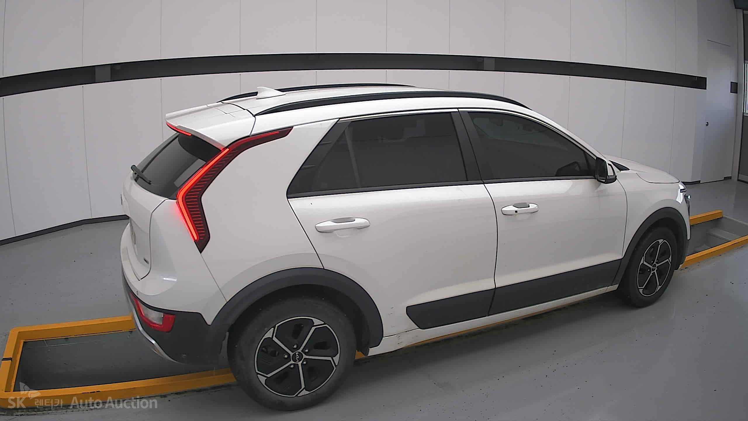 2022 - kia all-new niro