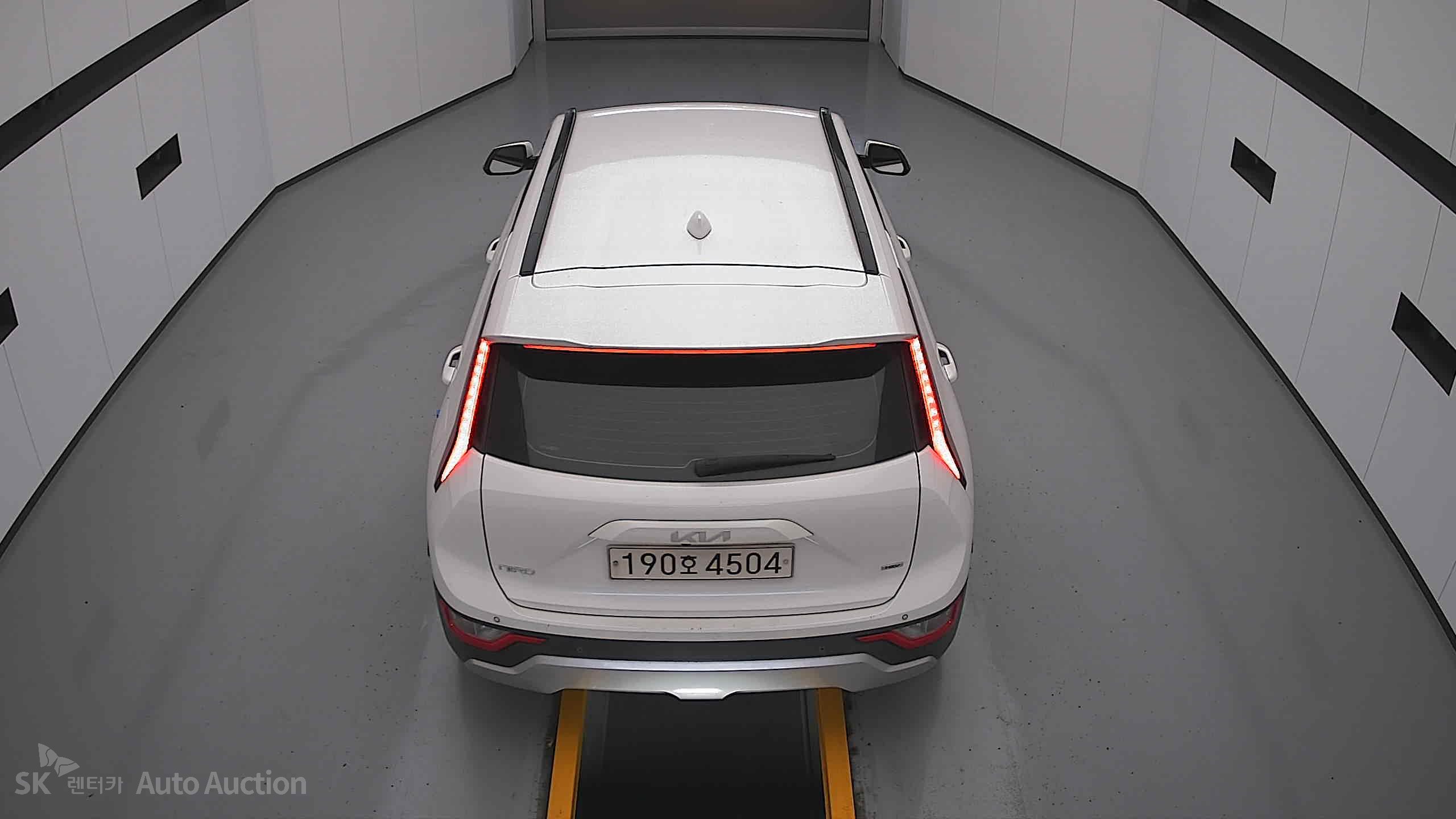 2022 - kia all-new niro