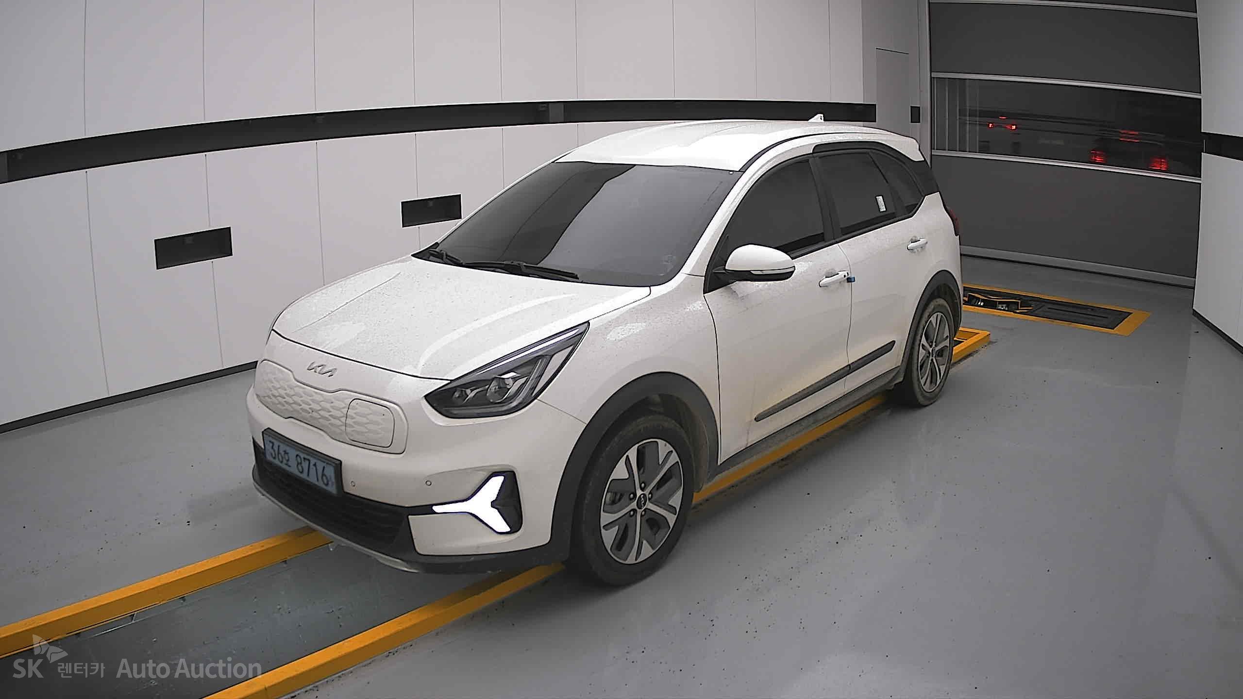 2023 - kia niro