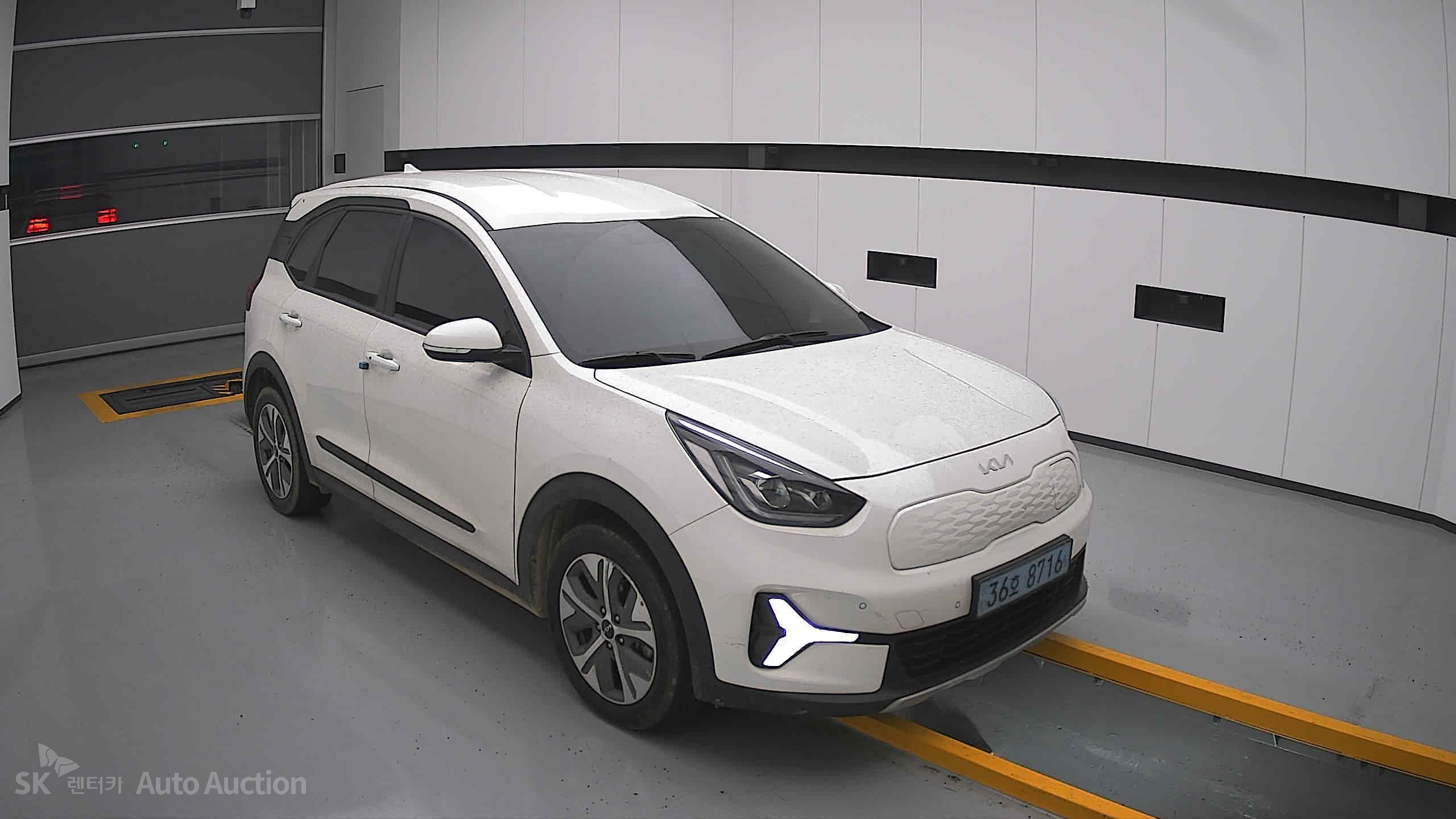 2023 - kia niro