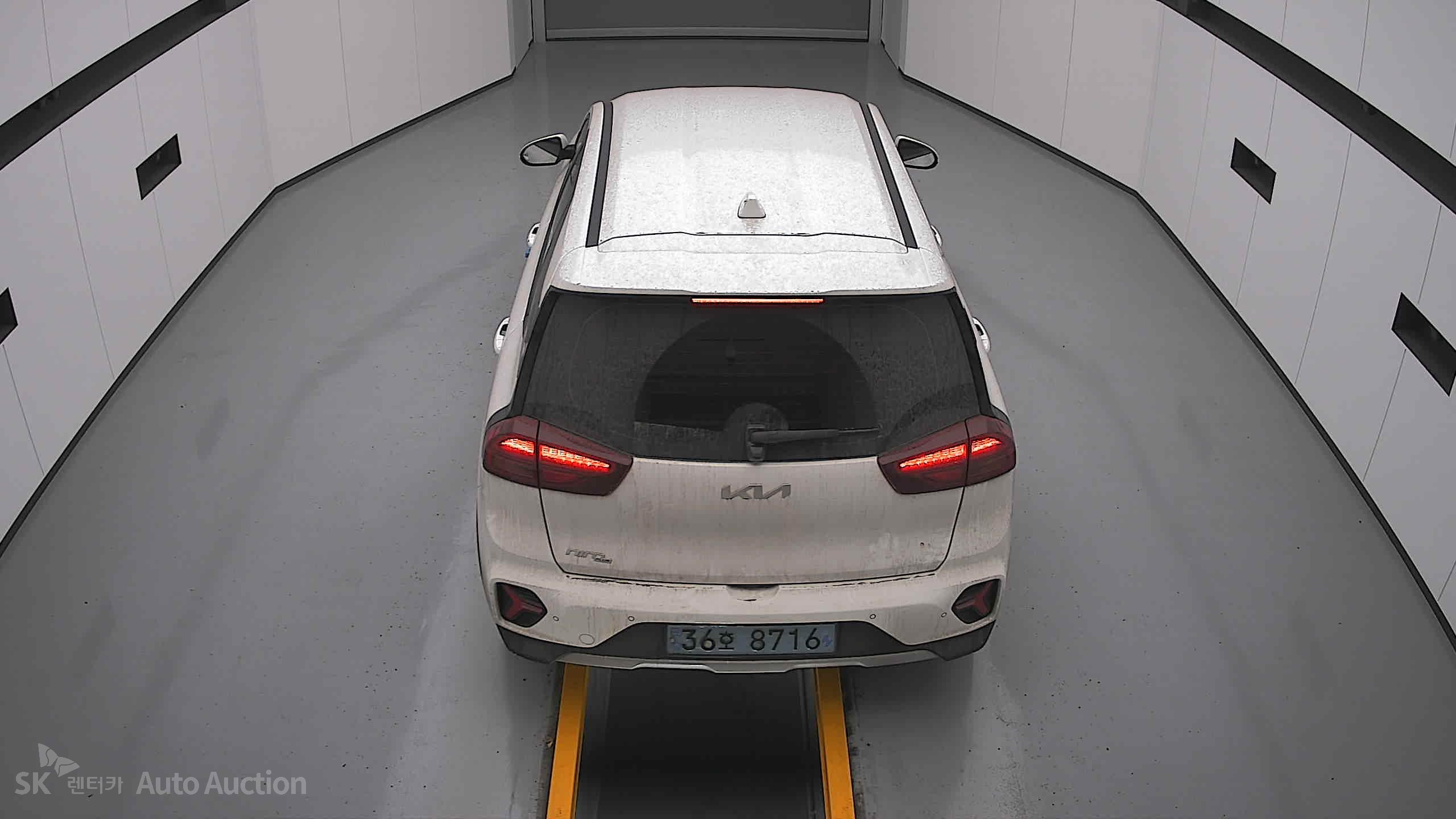 2023 - kia niro