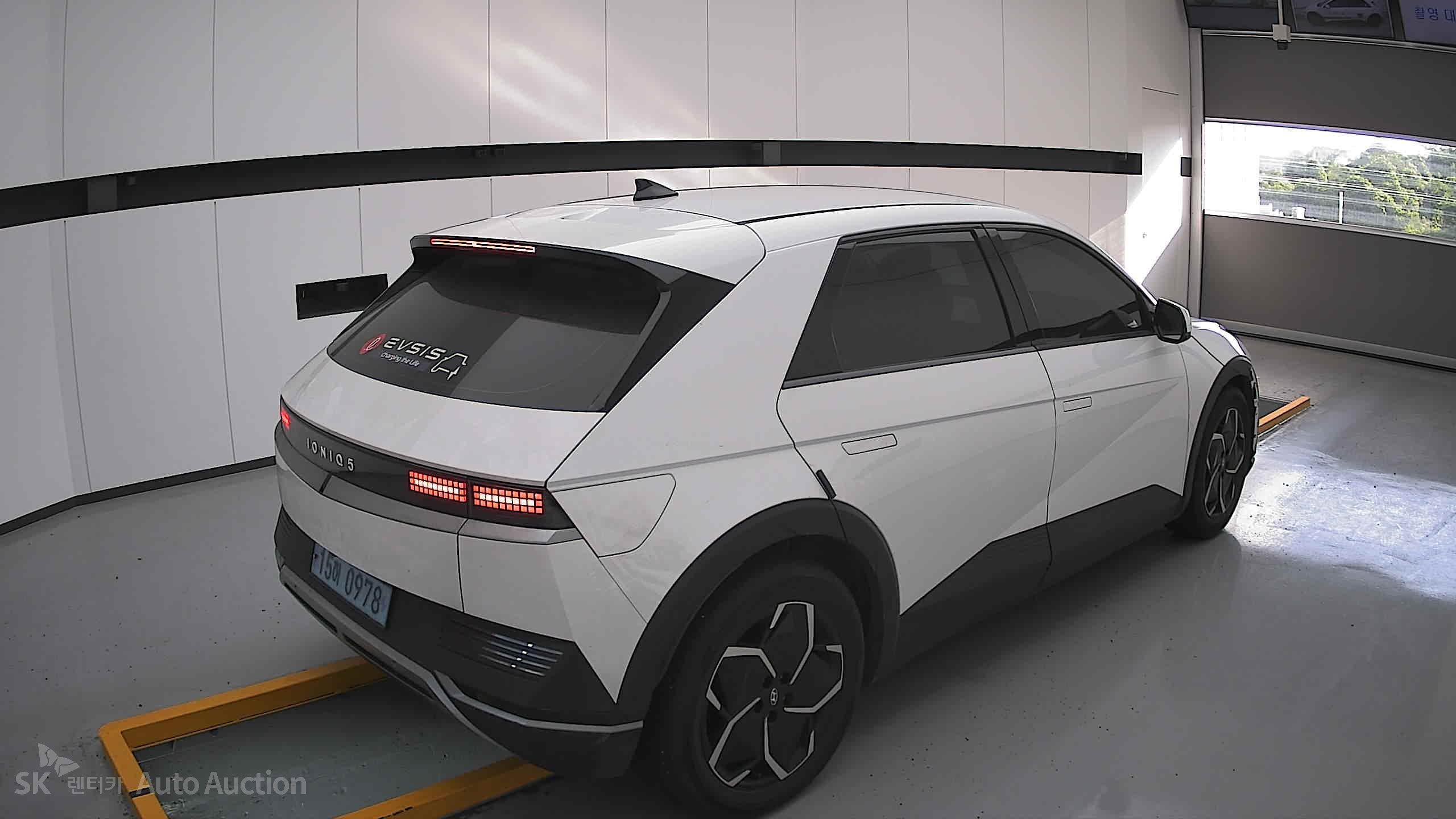 2022 - hyundai ioniq