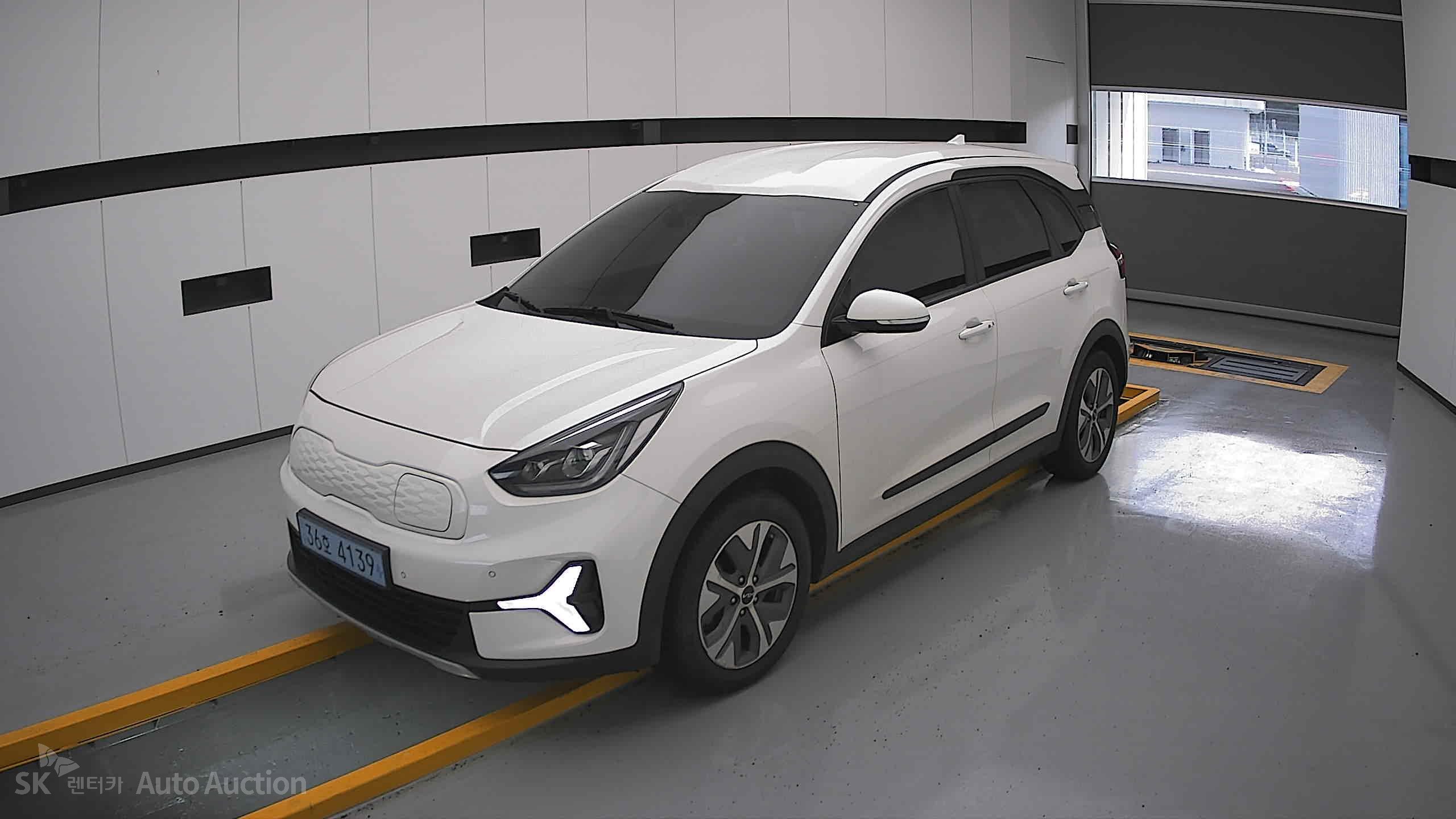 2023 - kia niro