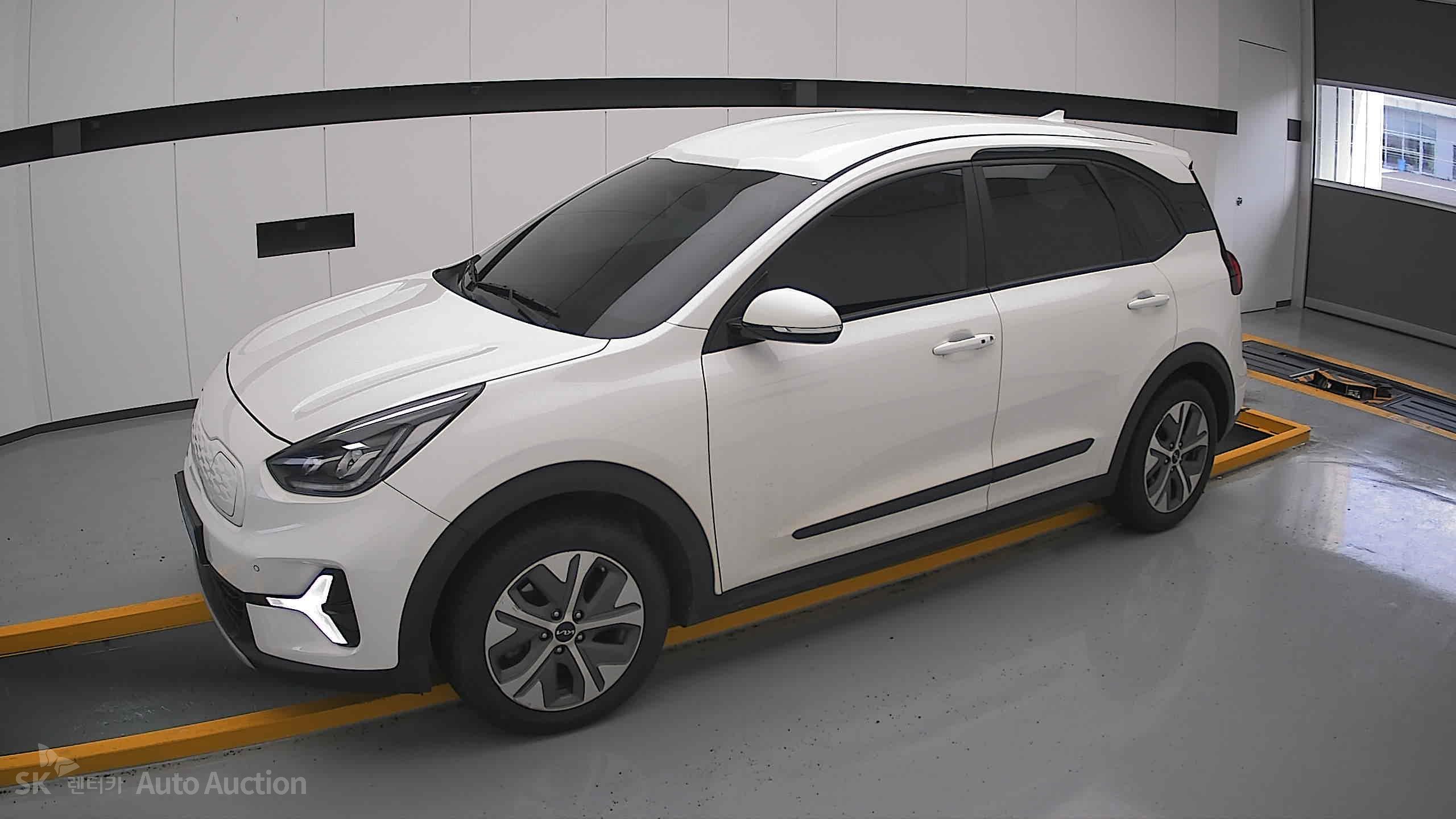 2023 - kia niro