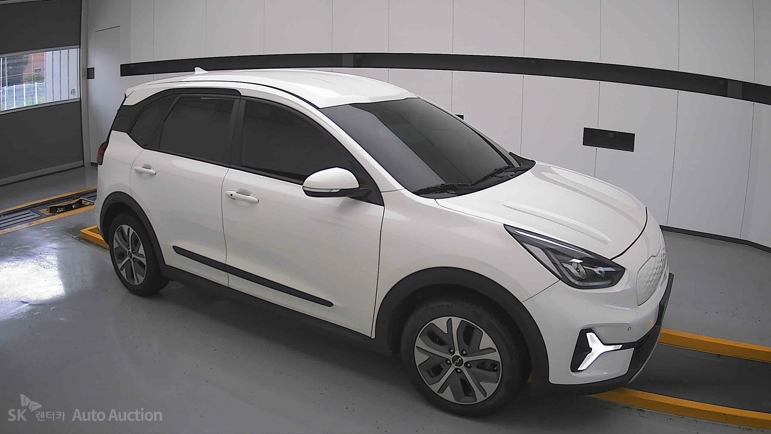 2023 - kia niro