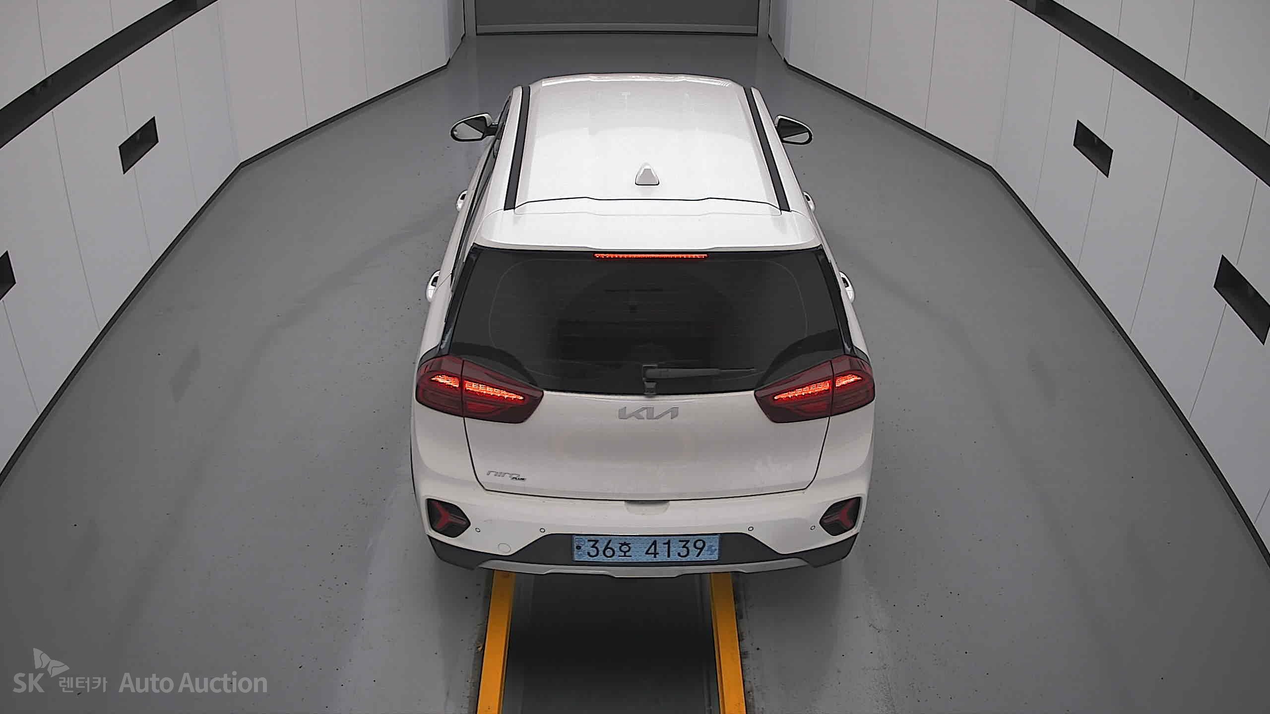 2023 - kia niro