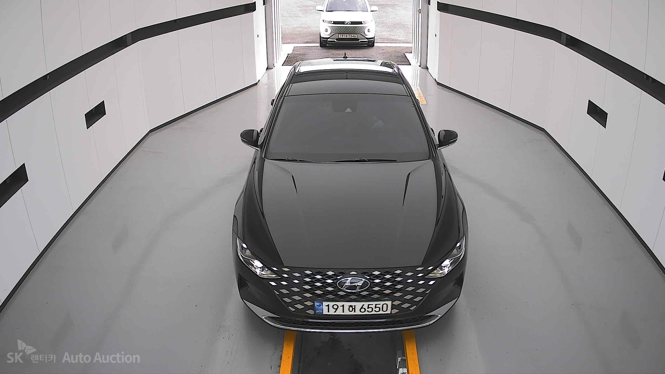 هيونداي جرانديور 2023 — صورة 16