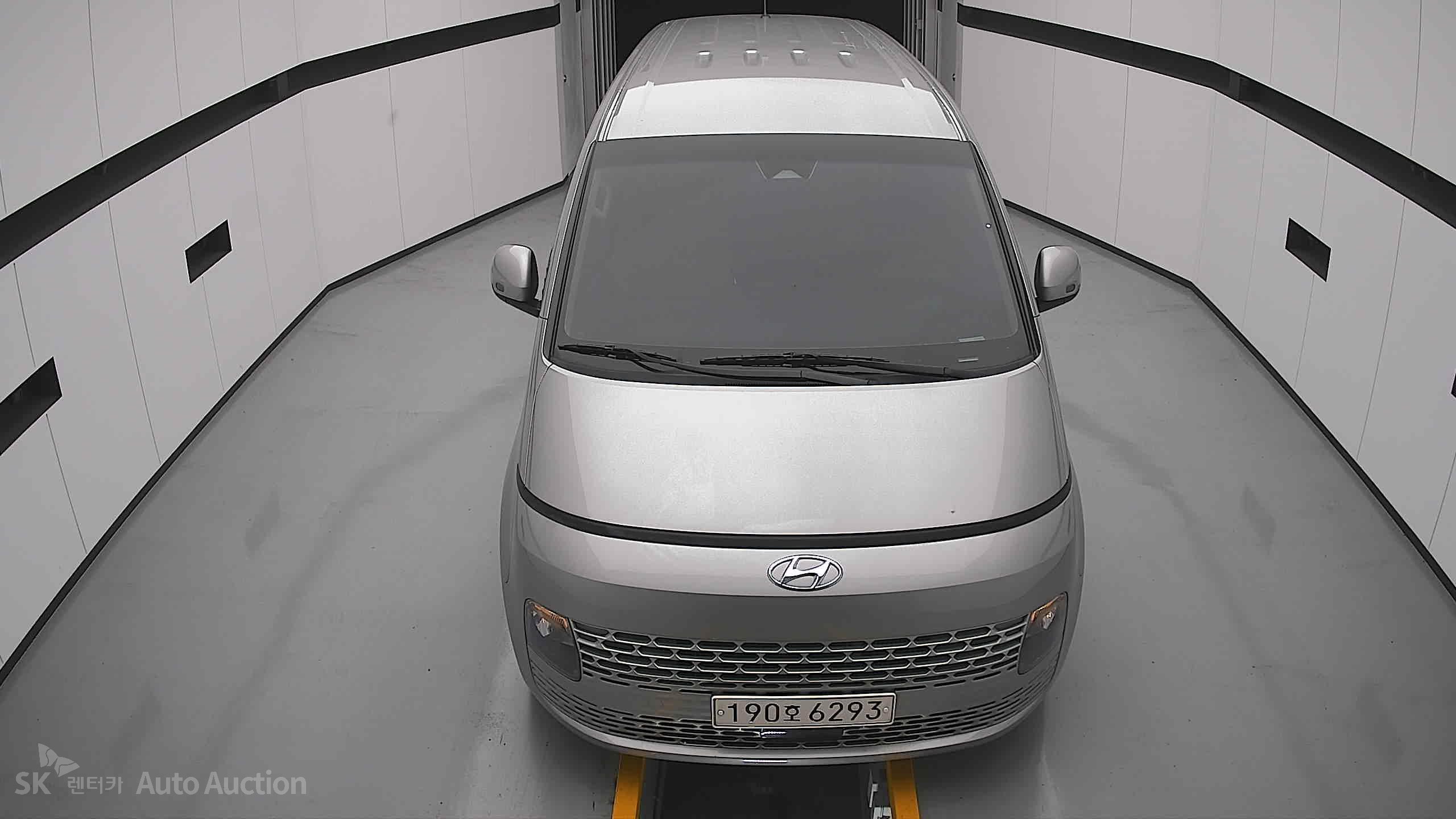 هيونداي Staria 2022 — صورة 24