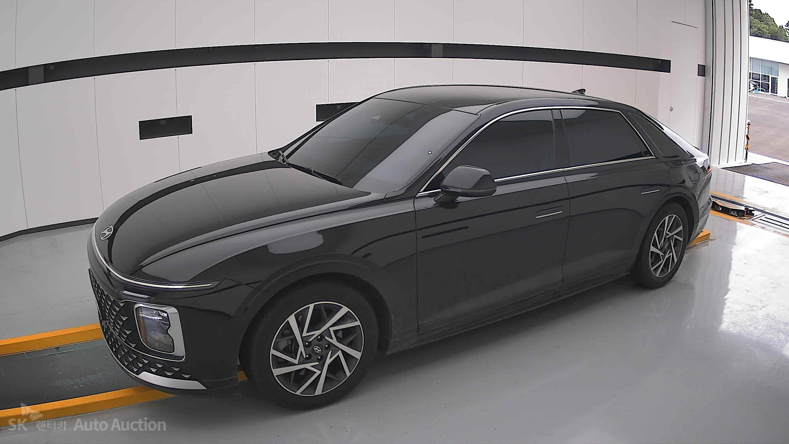 هيونداي All-New Grandeur 2023 — صورة 3