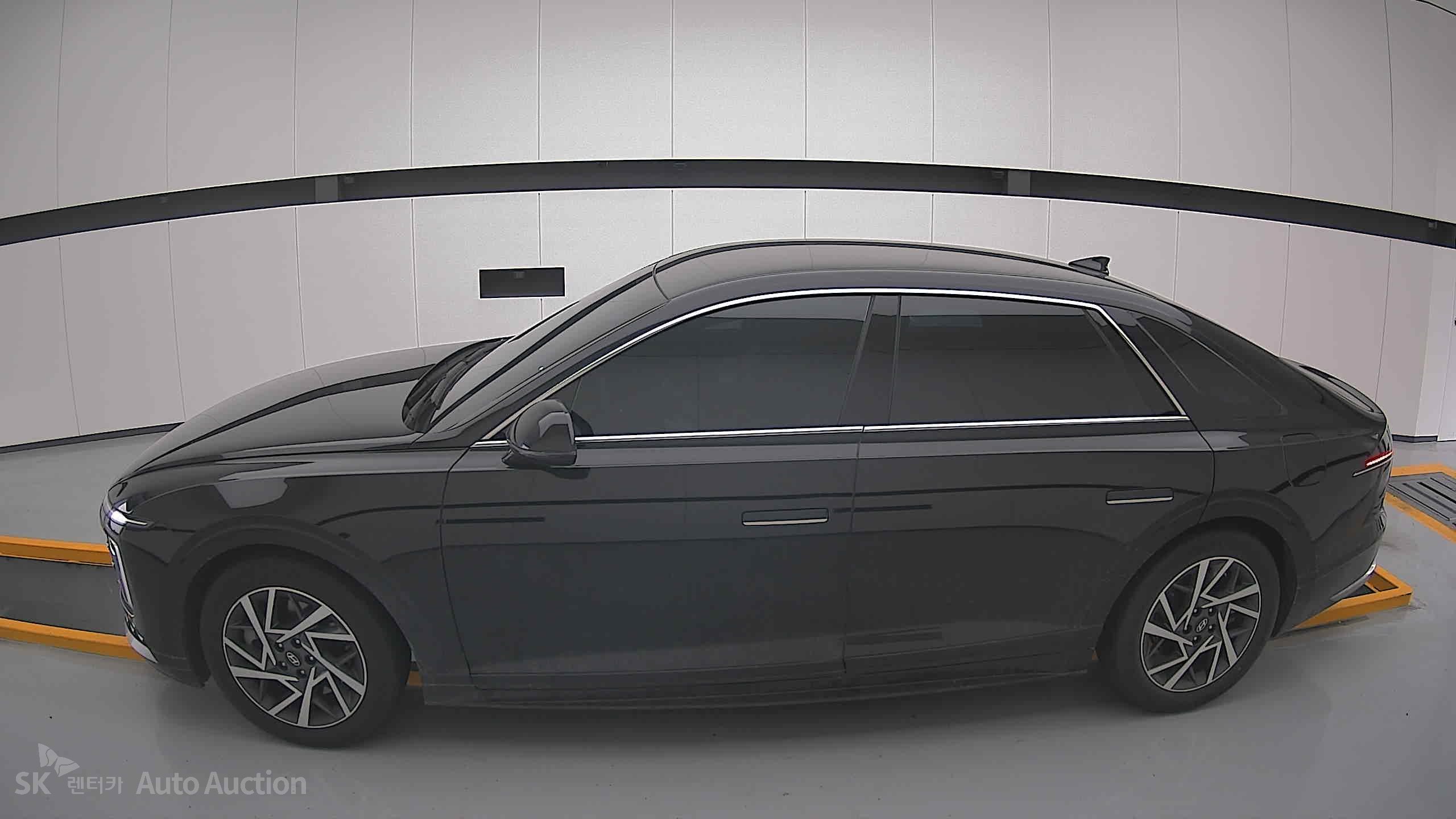 هيونداي All-New Grandeur 2023 — صورة 4
