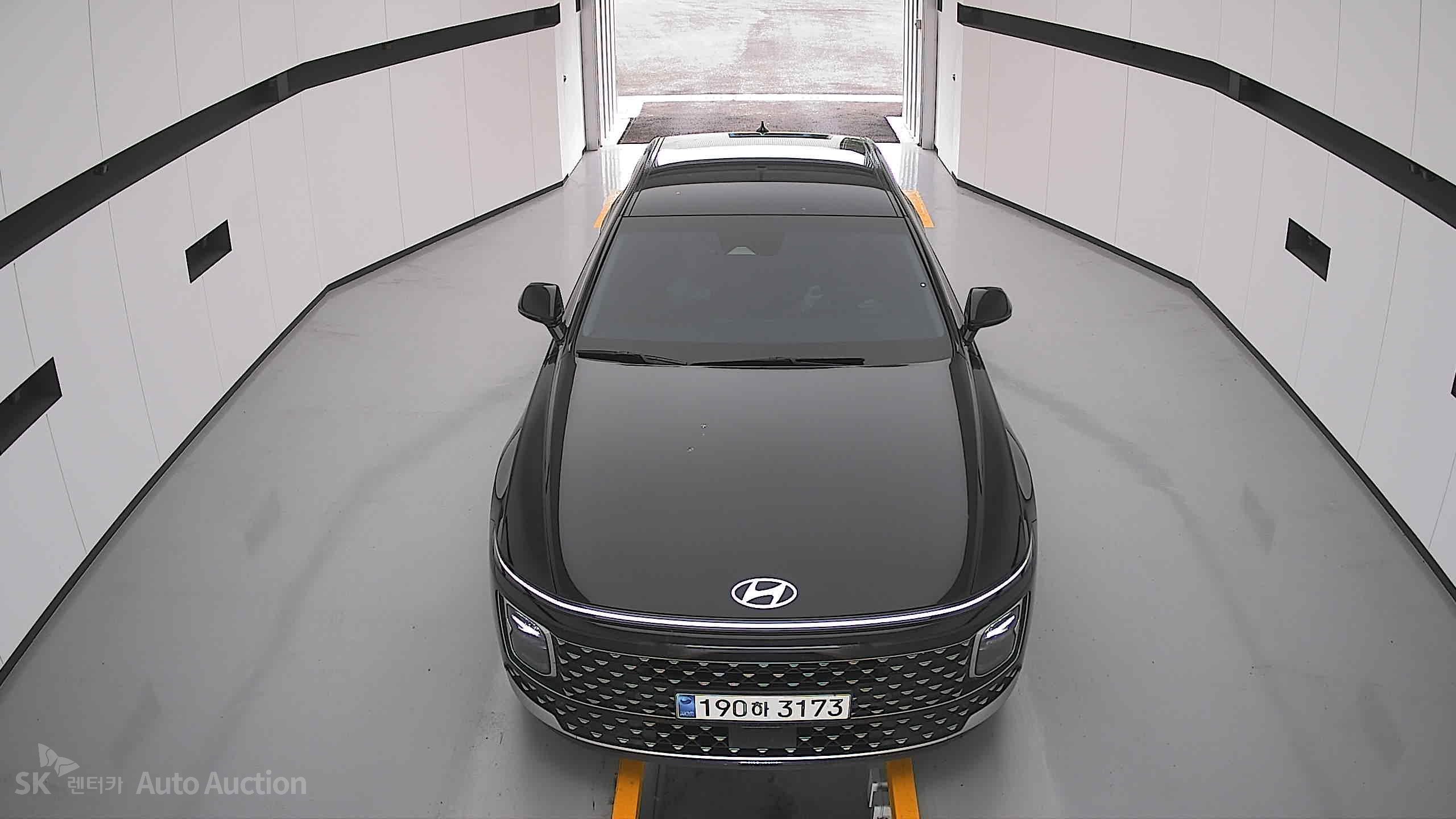 هيونداي All-New Grandeur 2023 — صورة 16