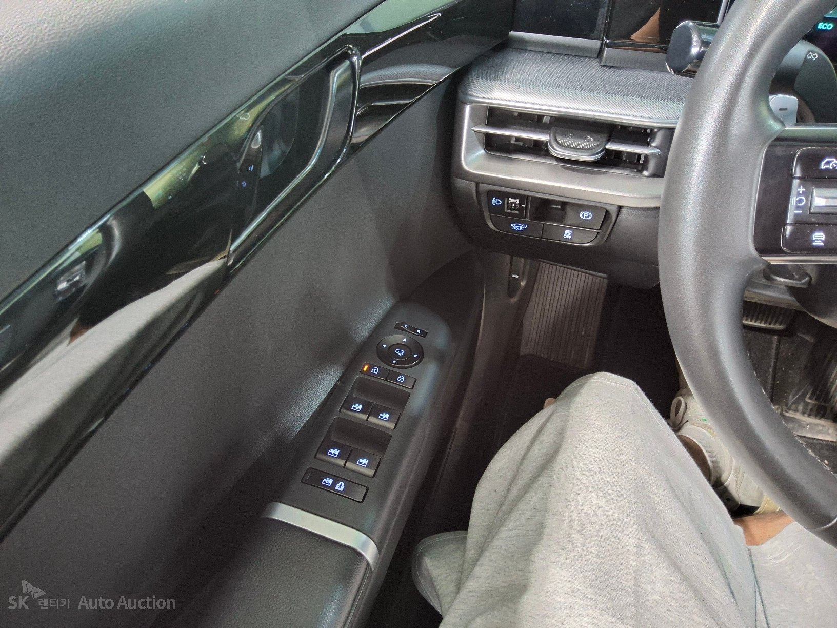 هيونداي All-New Grandeur 2023 — صورة 23