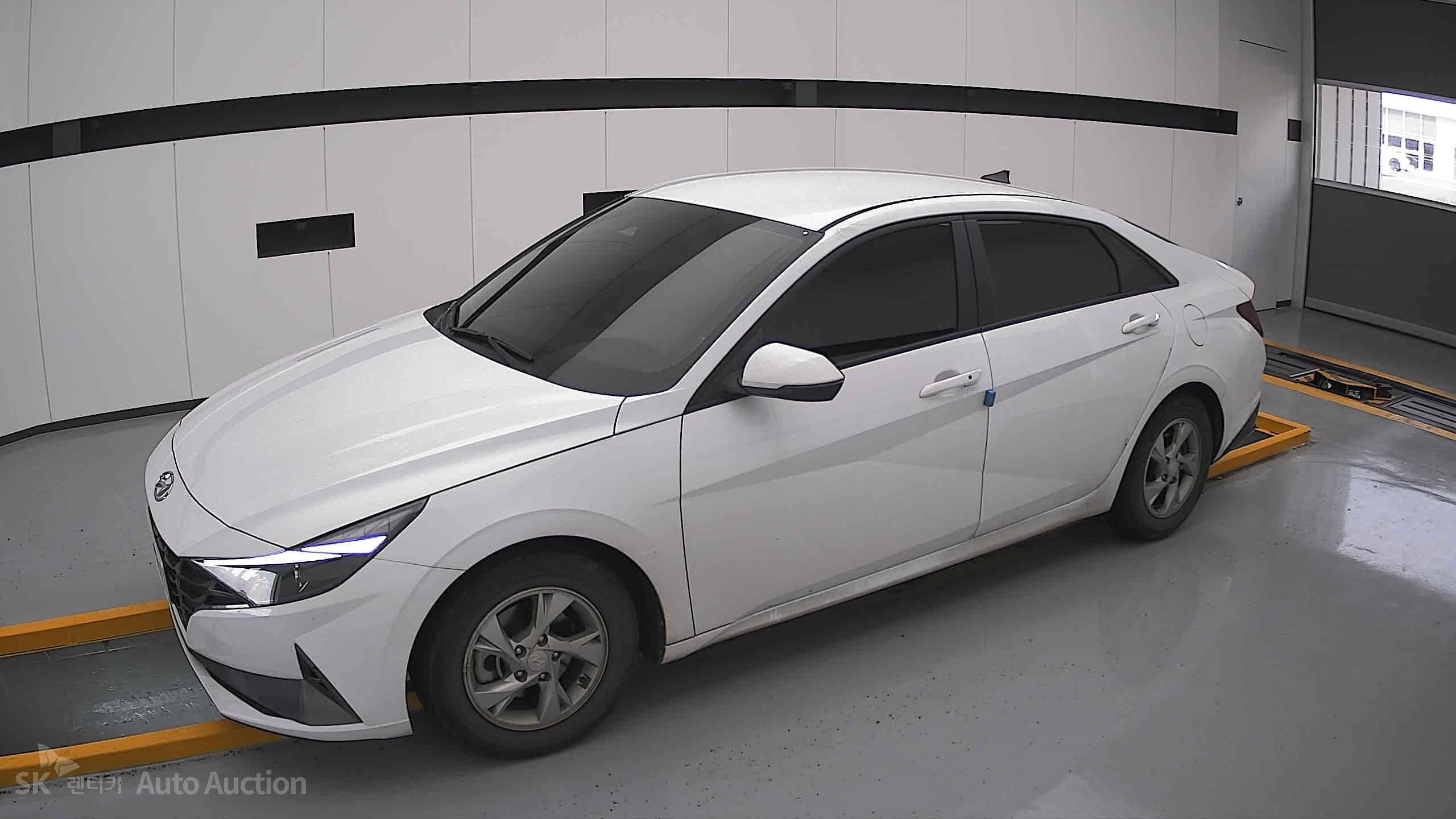 2022 - hyundai avante