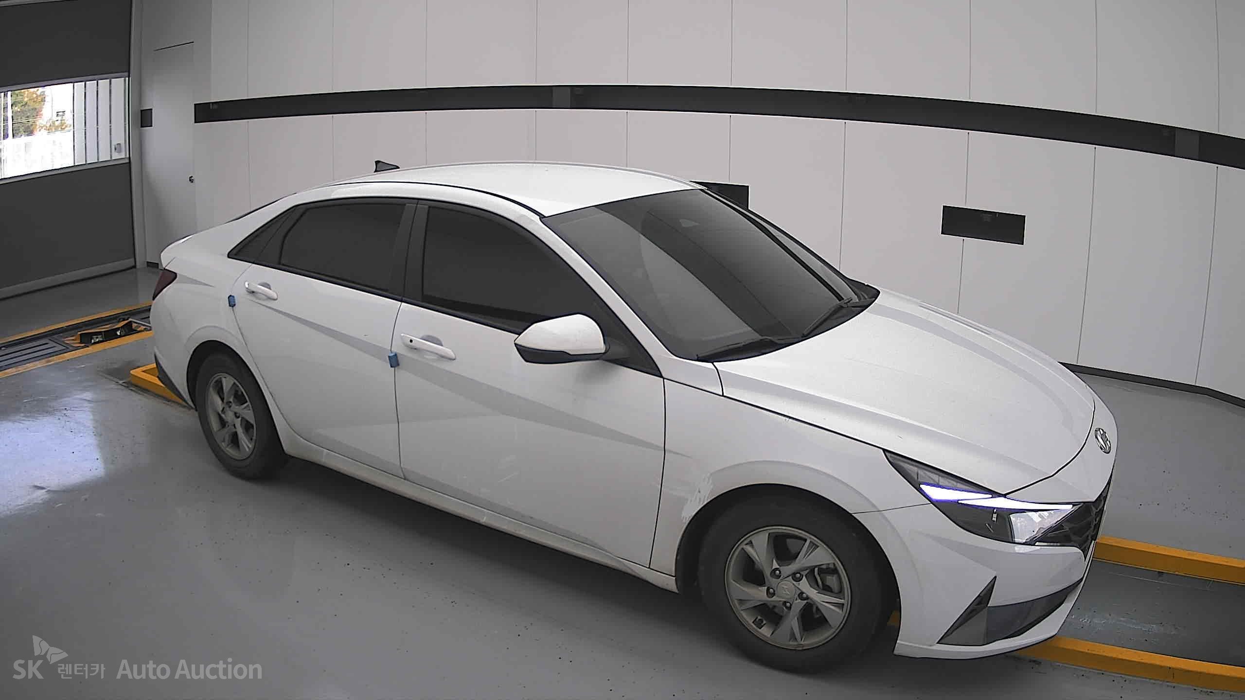 2022 - hyundai avante