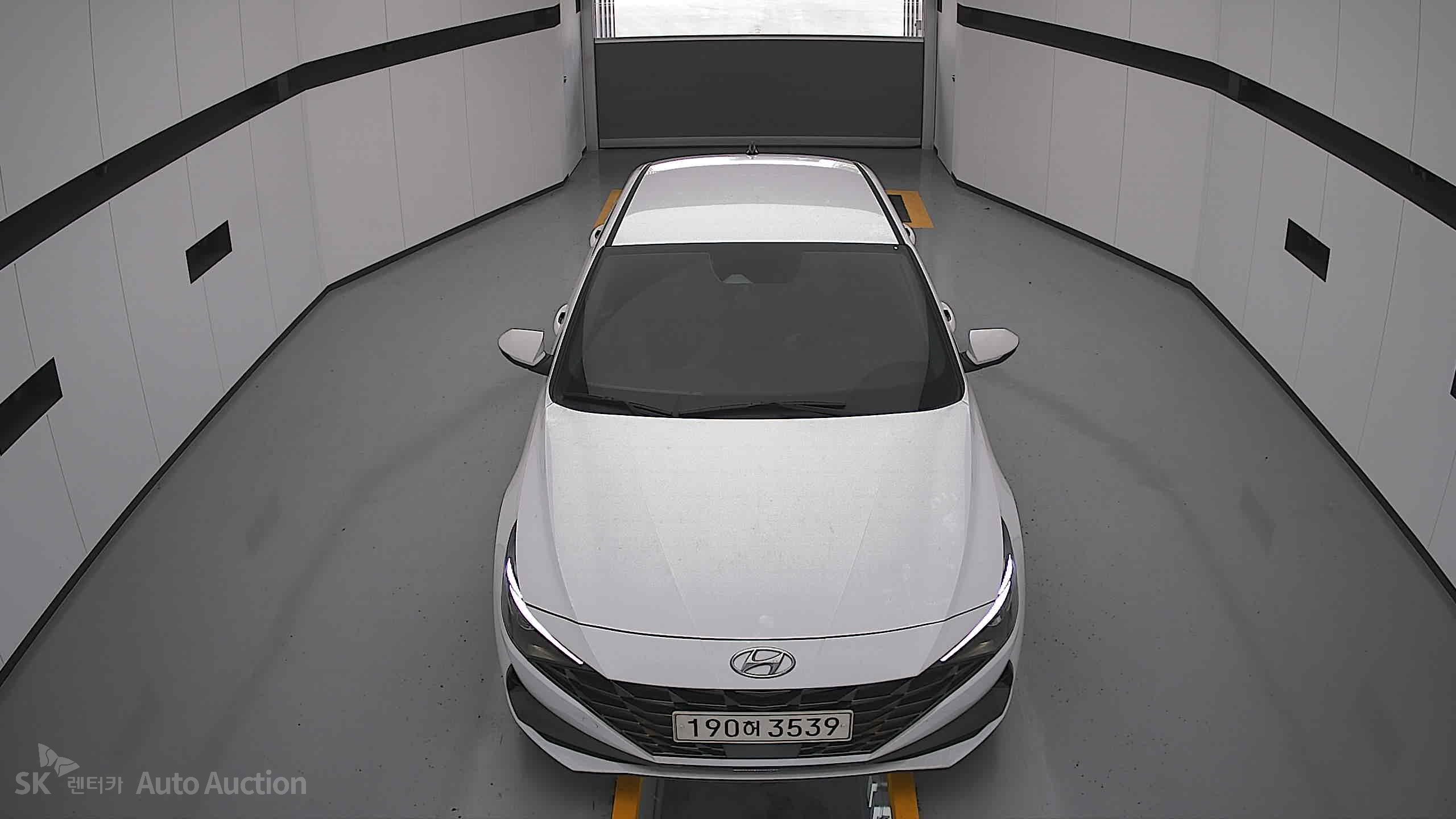 2022 - hyundai avante