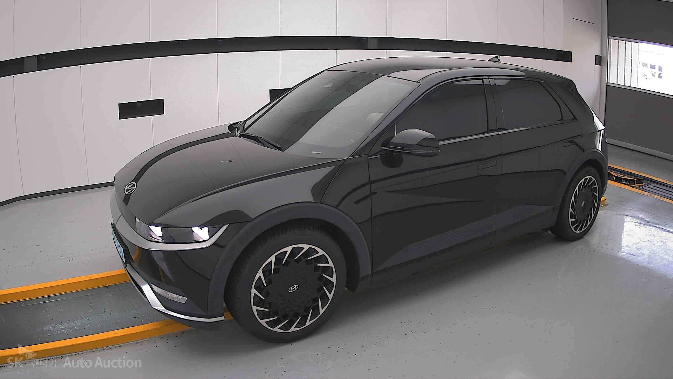 2023 - hyundai ioniq