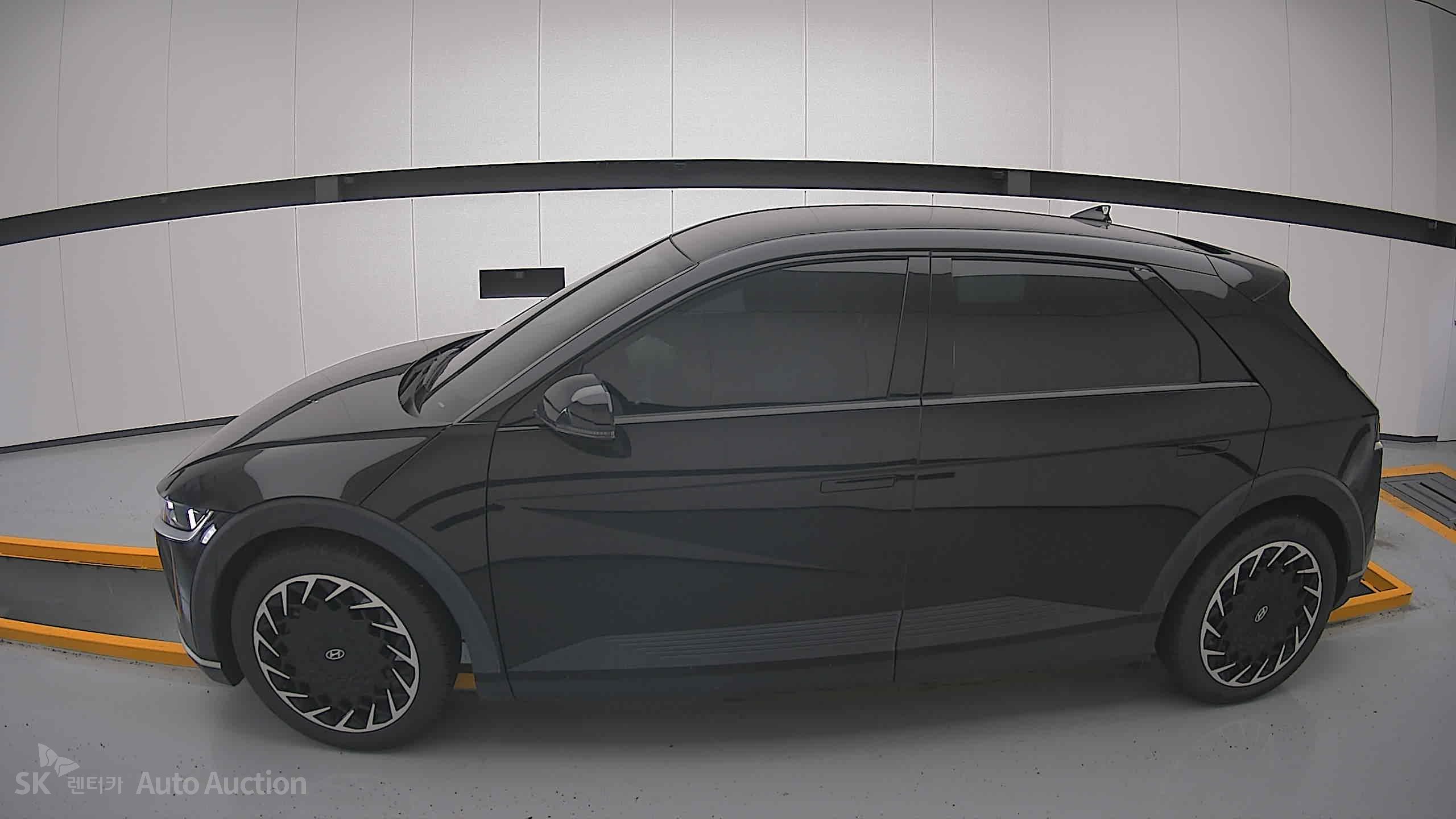 2023 - hyundai ioniq