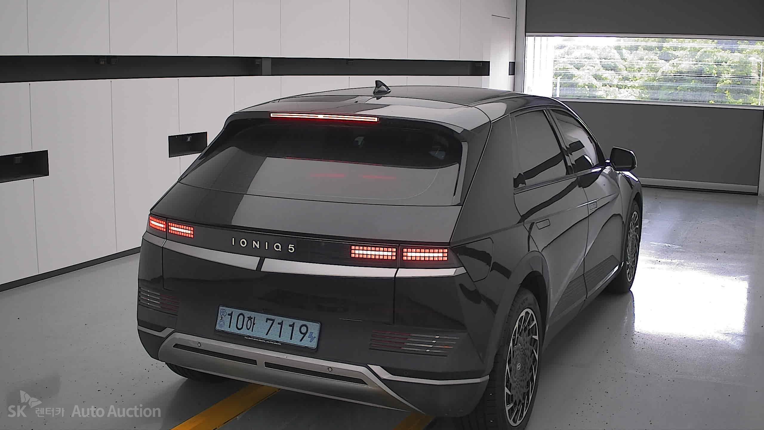 2023 - hyundai ioniq