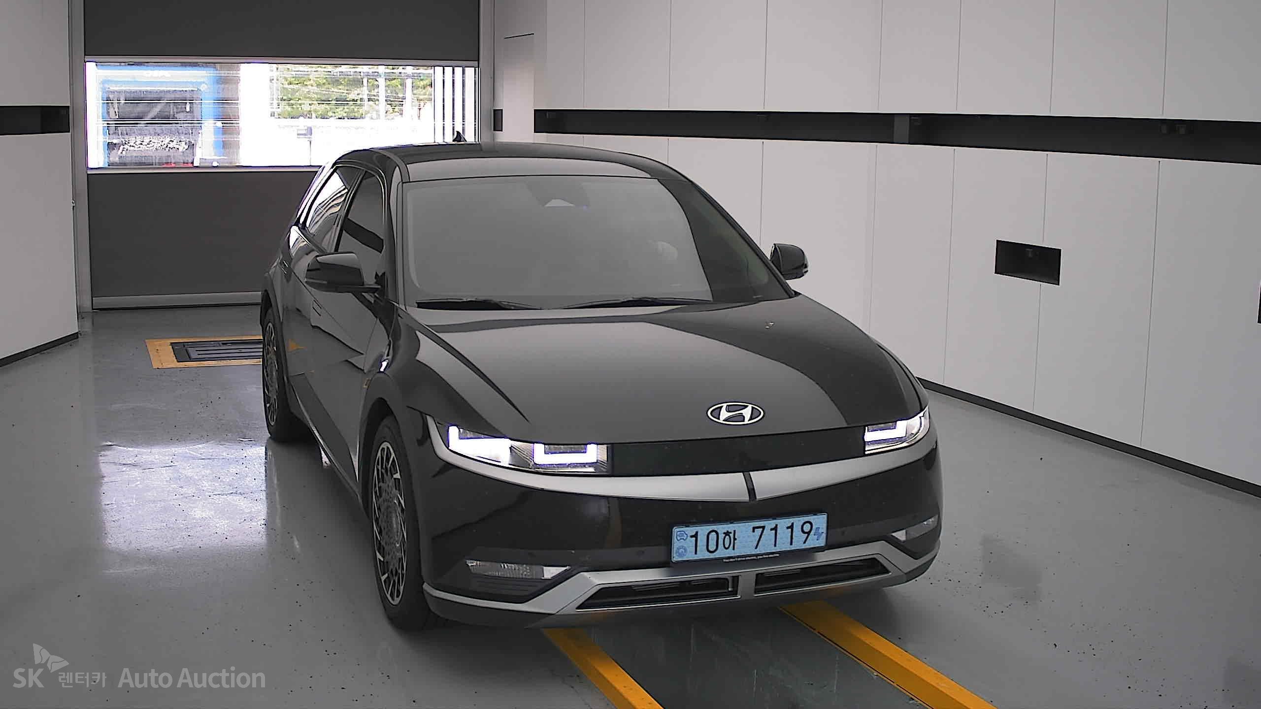 2023 - hyundai ioniq