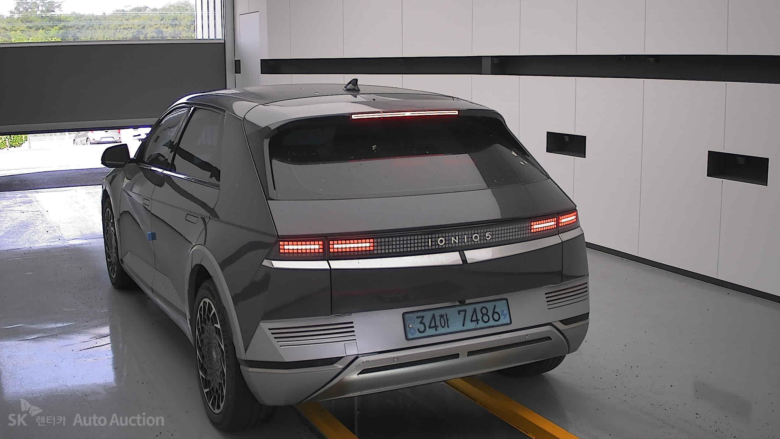 هيونداي Ioniq 2023 — صورة 15