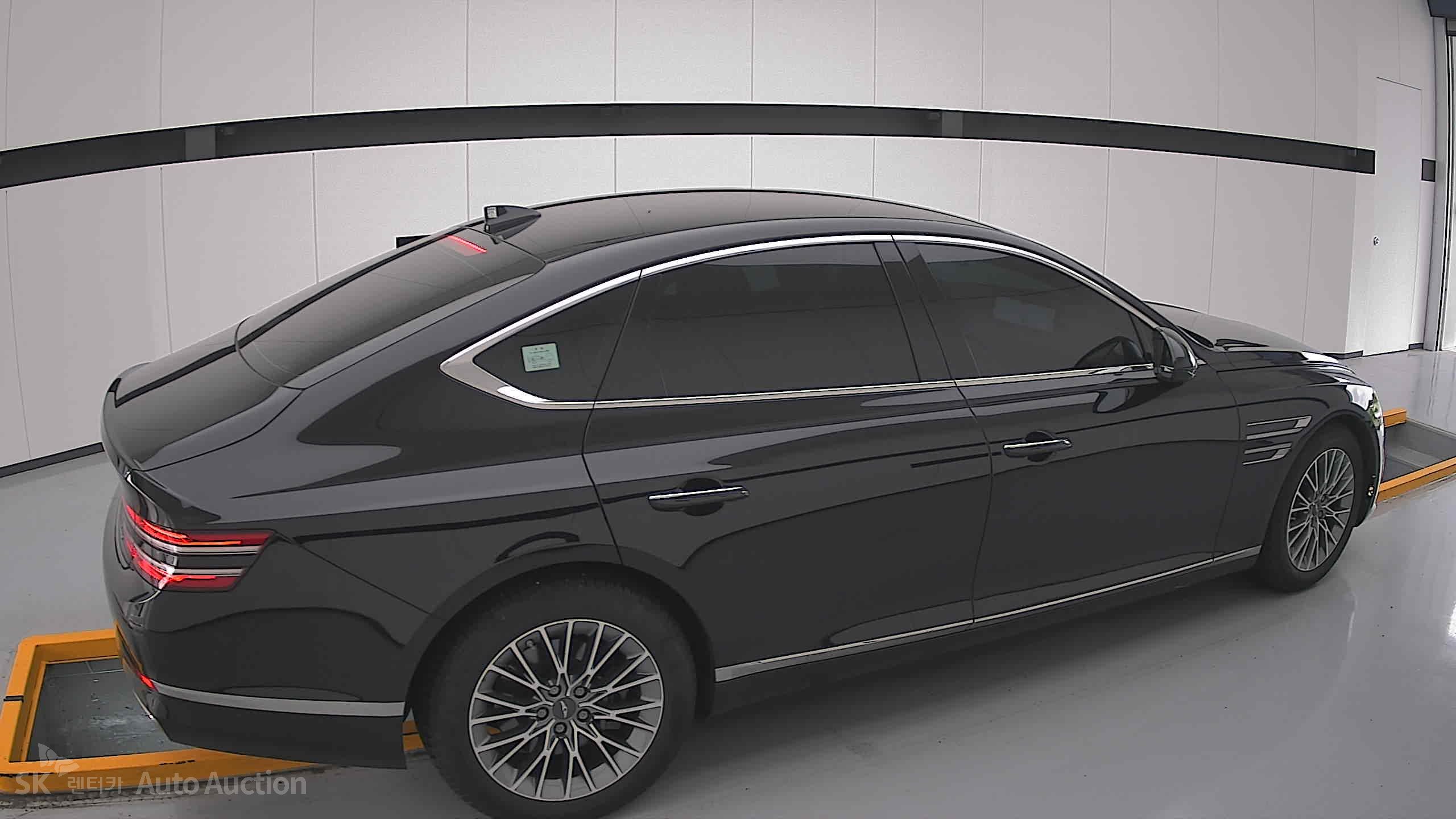 جينيسيس G80 2022 — صورة 18
