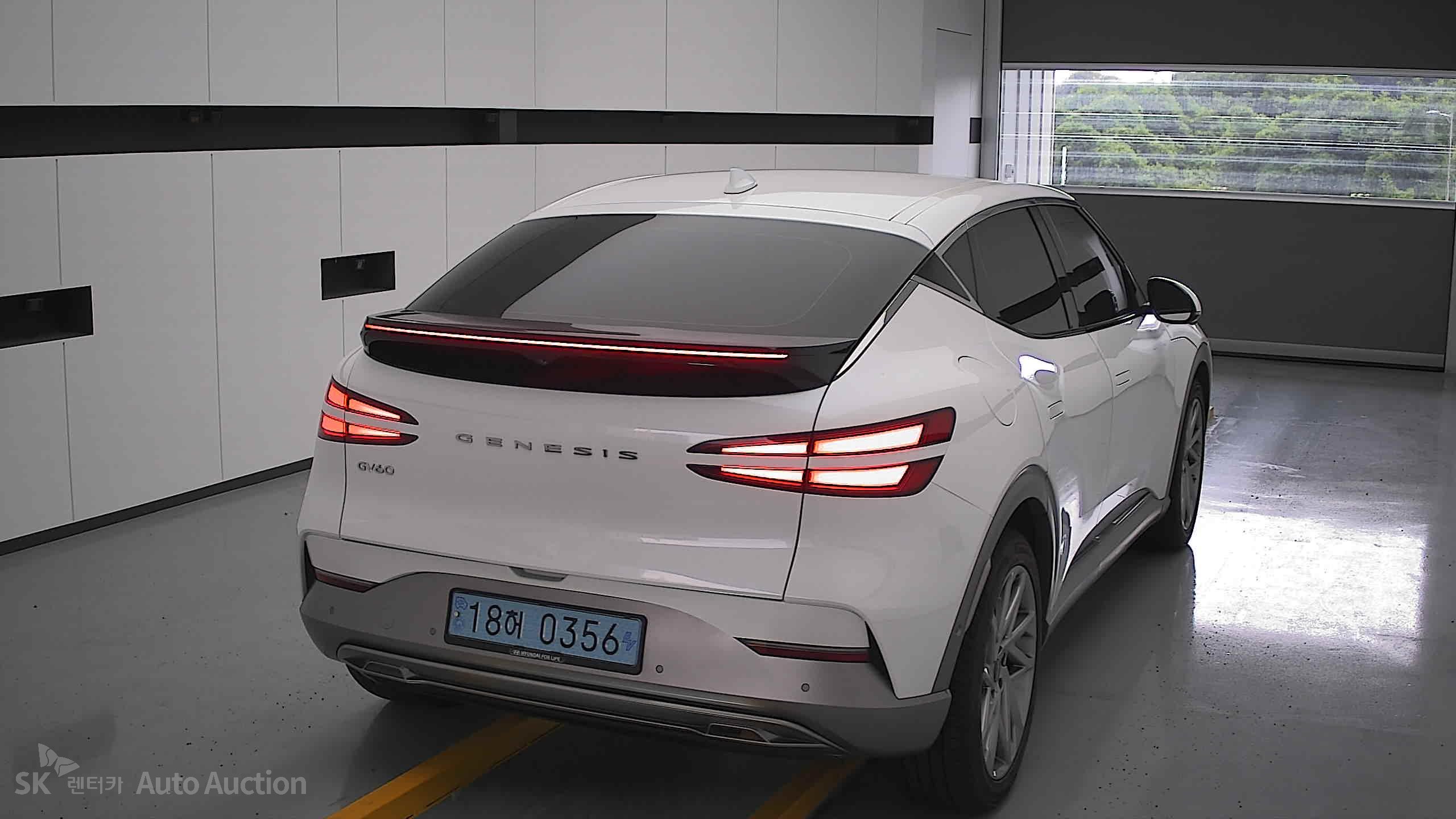 2022 - genesis gv60