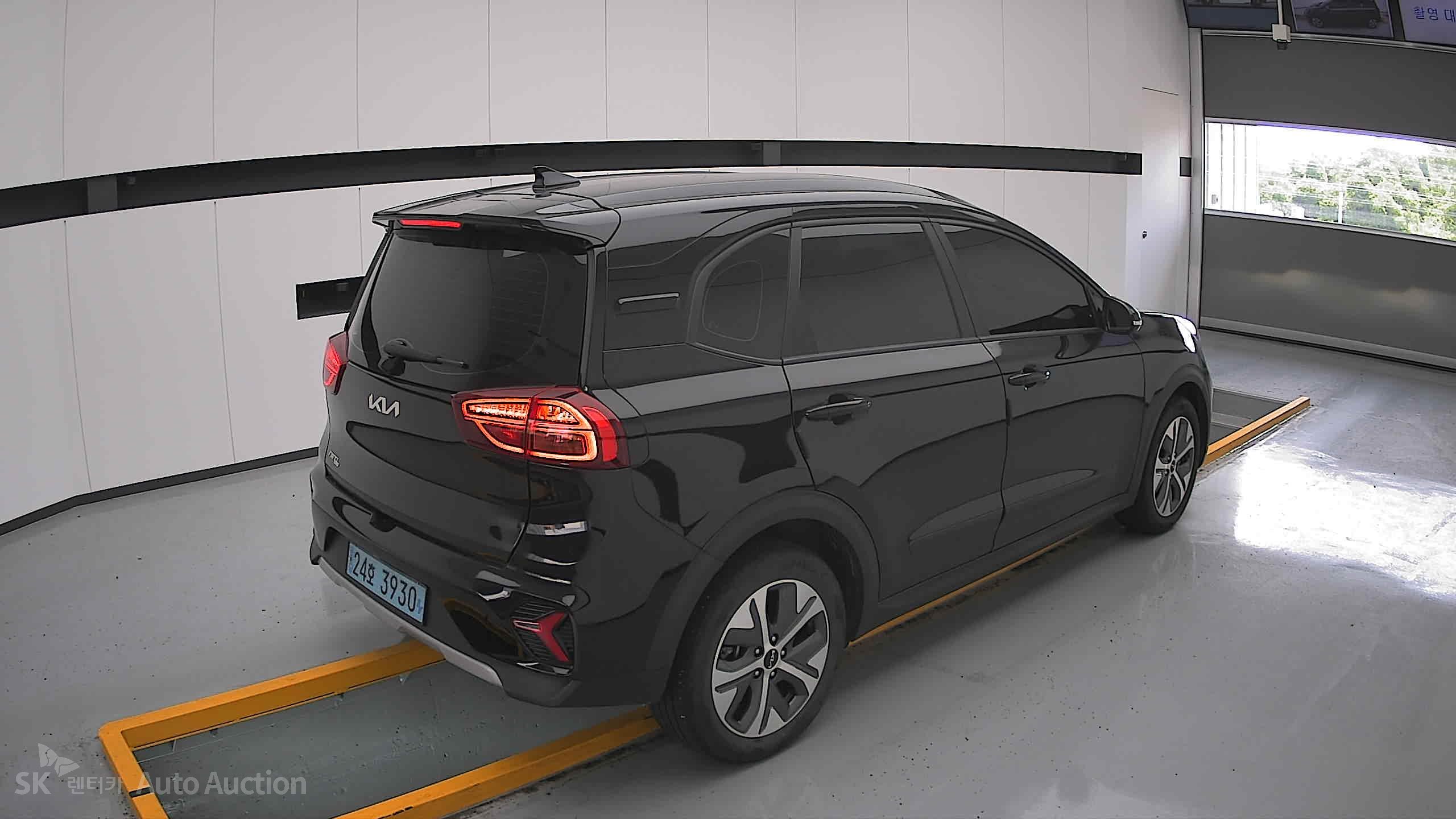 2023 - kia niro