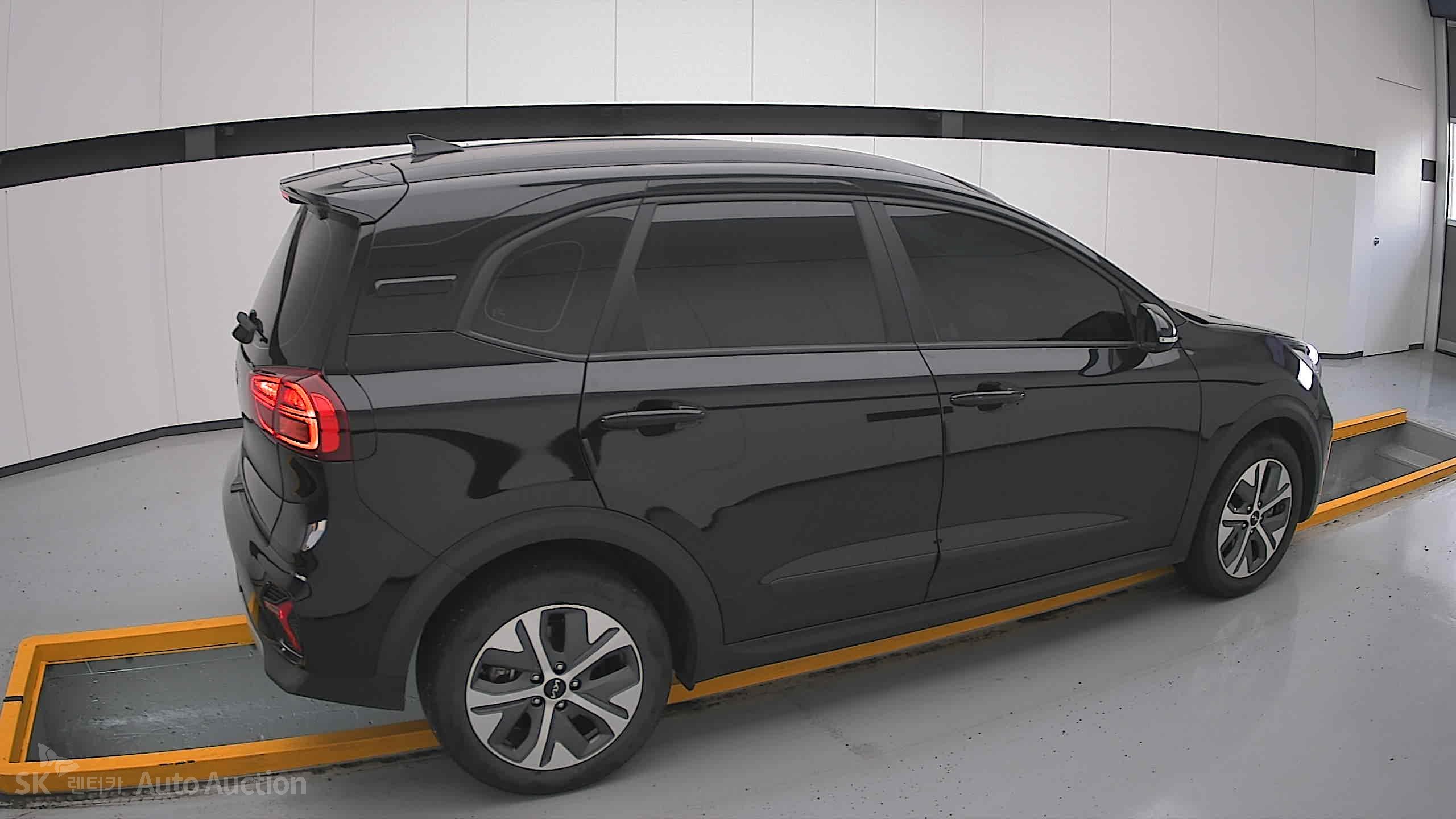 2023 - kia niro