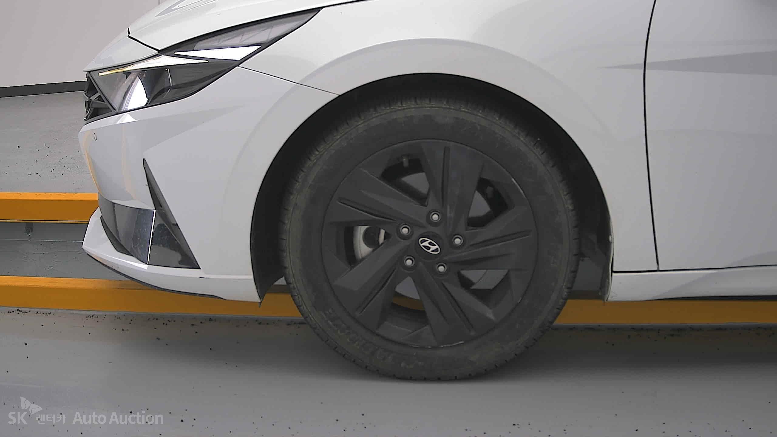 2023 - hyundai avante