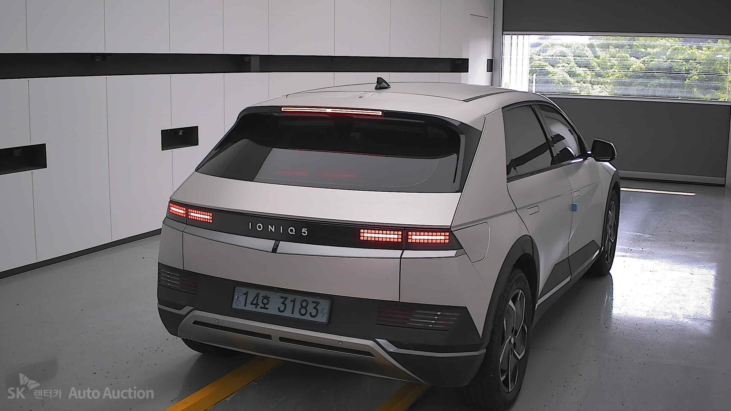 2022 - hyundai ioniq