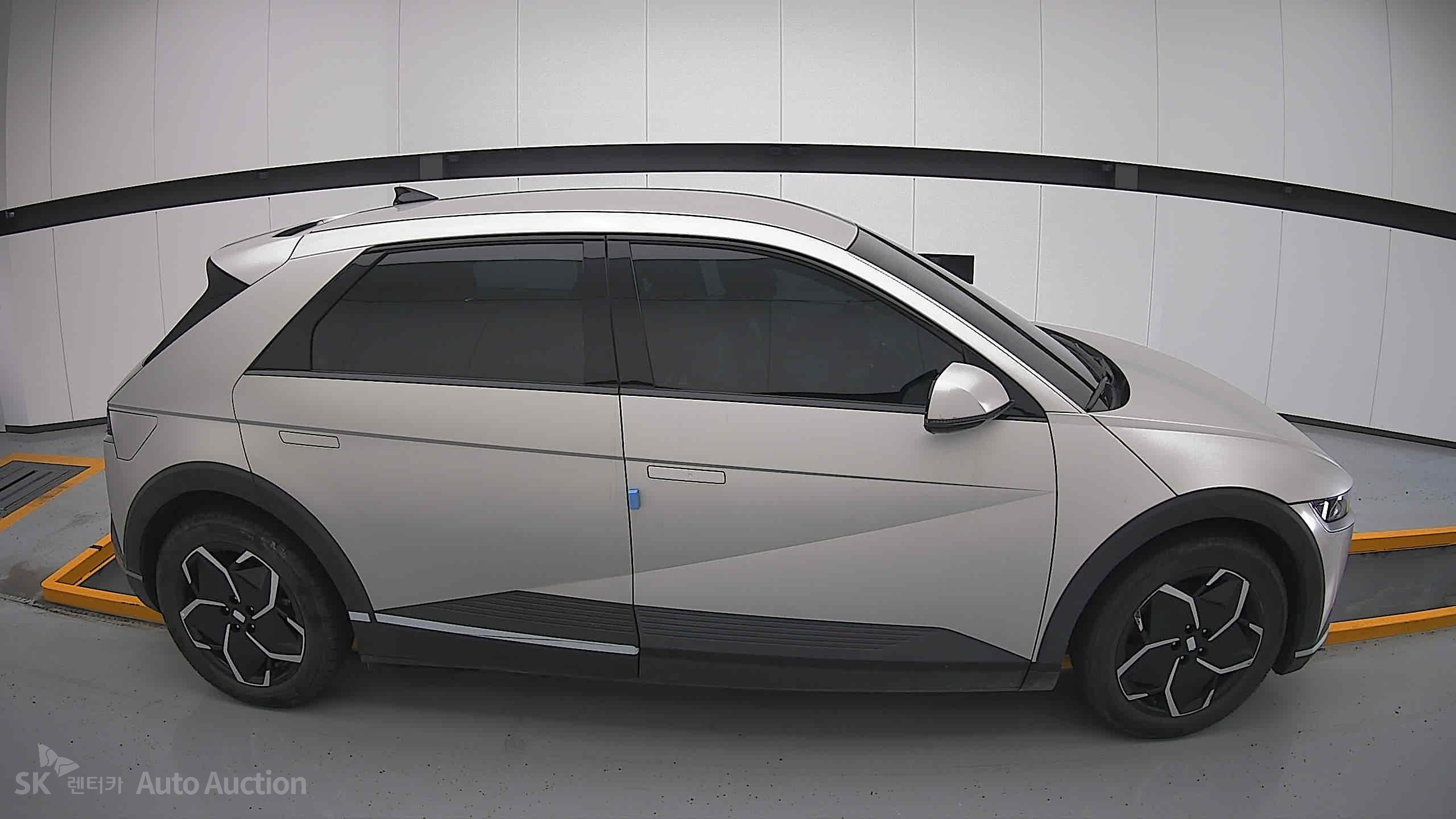 2022 - hyundai ioniq