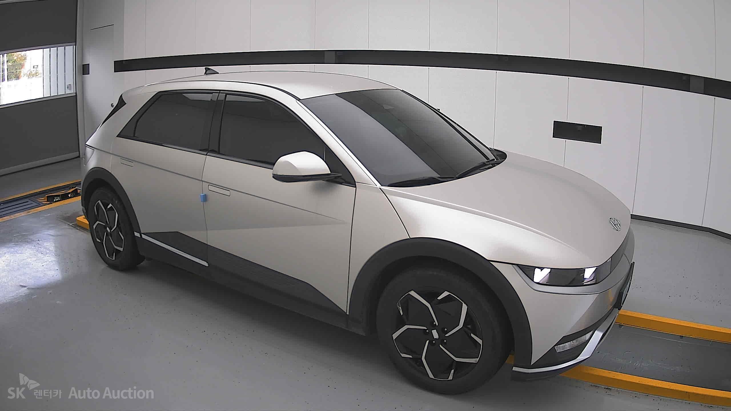 2022 - hyundai ioniq
