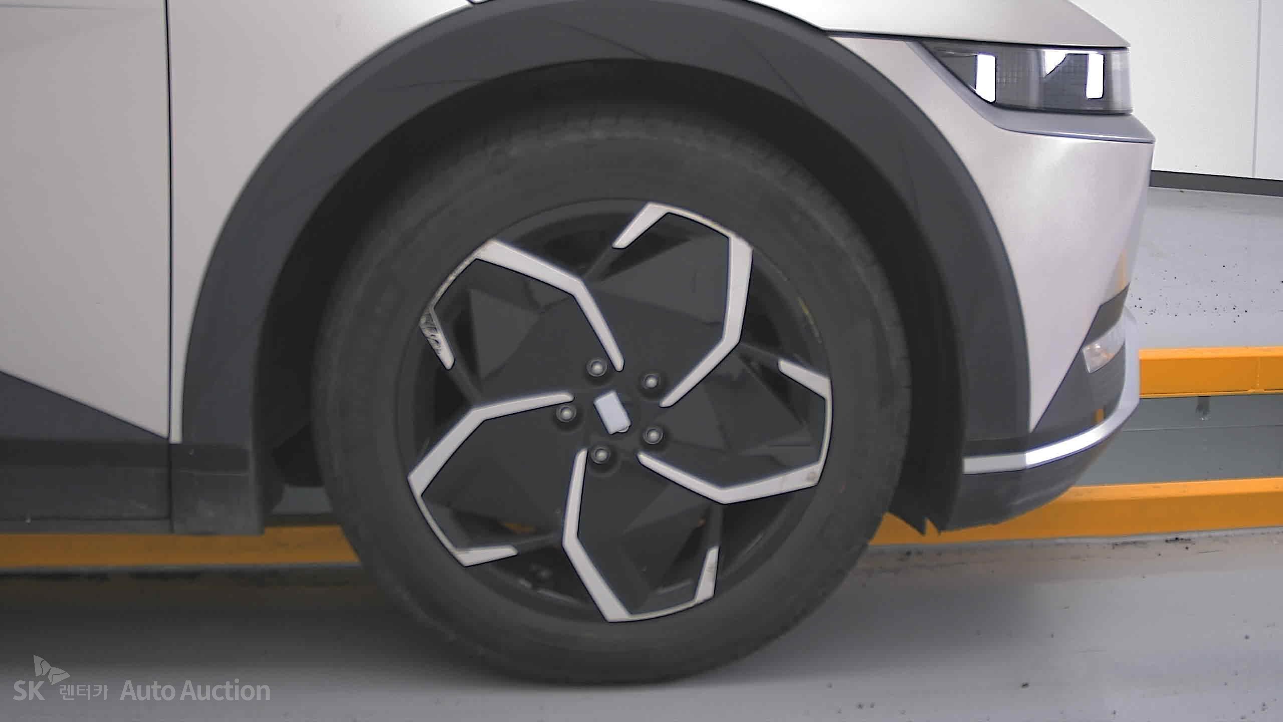 2022 - hyundai ioniq